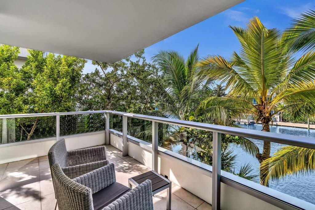 King Balcony Water Views-hosted By Sweetstay Miami Beach