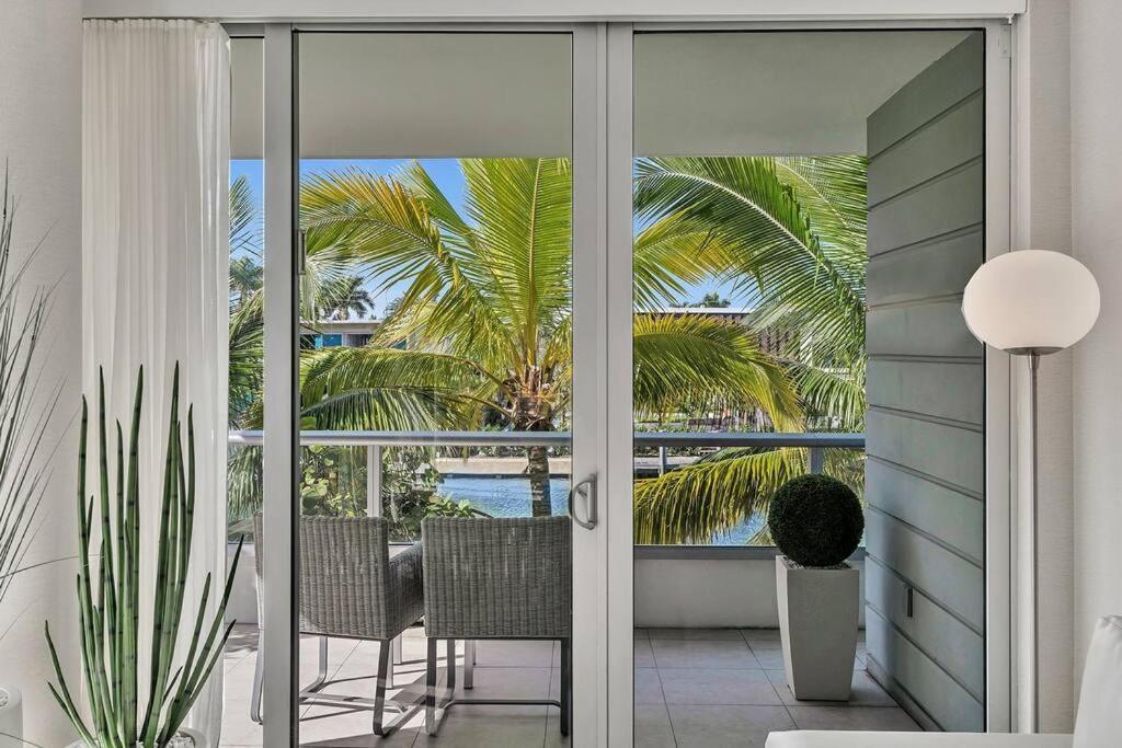 King Balcony Water Views-hosted By Sweetstay * Miami Beach