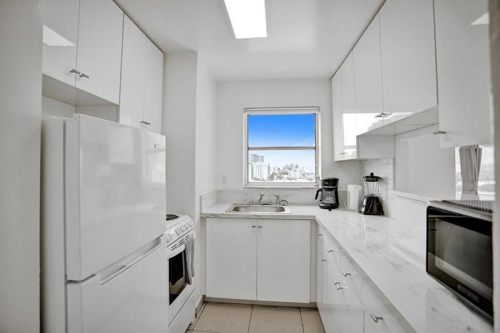 Apartment 1506- 1br & 1ba Retreat With Stunning Intracoastal Views