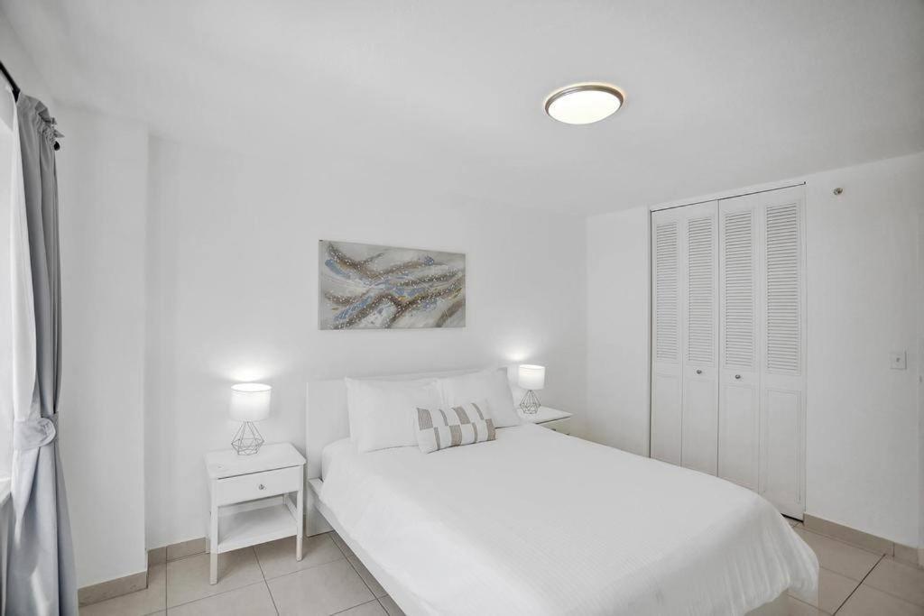 1506- 1br & 1ba Retreat With Stunning Intracoastal Views Apartment *