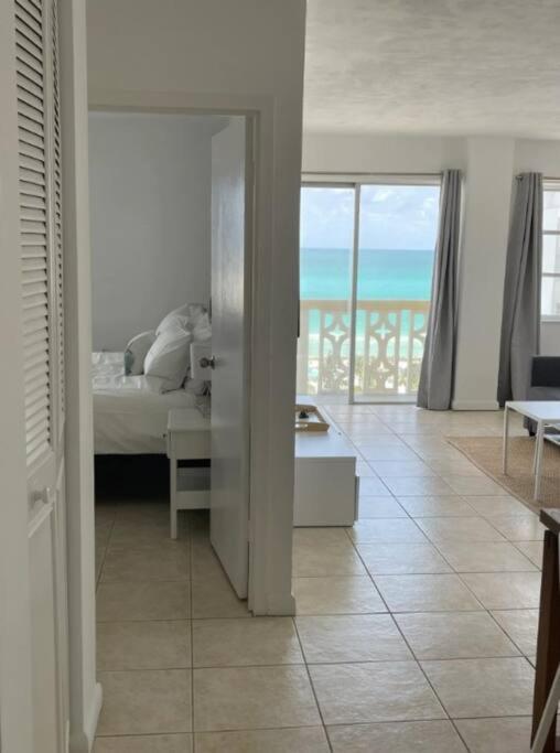 1401- Stylish 1br& 2ba With Breathtaking Ocean Views Apartment Miami Beach