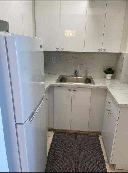 1401- Stylish 1br& 2ba With Breathtaking Ocean Views Apartment Miami Beach