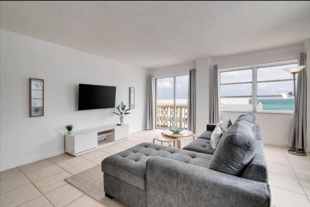 Apartment 1201- Luxurious 1br & 2ba With Stunning Ocean Views