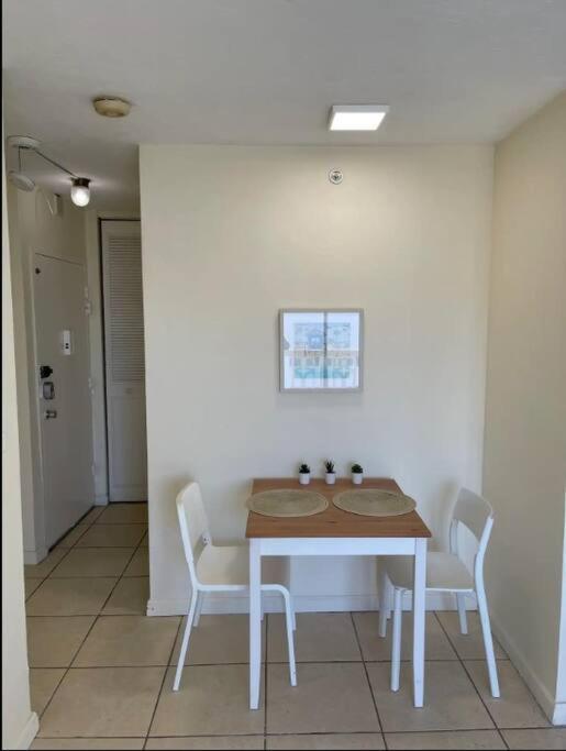 Apartment 1102- Stylish 1br With 1ba With Stunning & Ocean Views Miami Beach