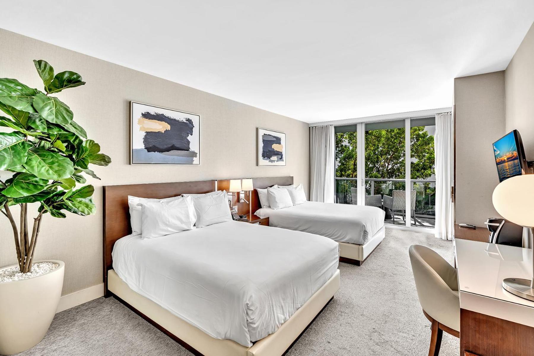 Grand Deluxe Two Bedroom With Balcony Water Views, Corner