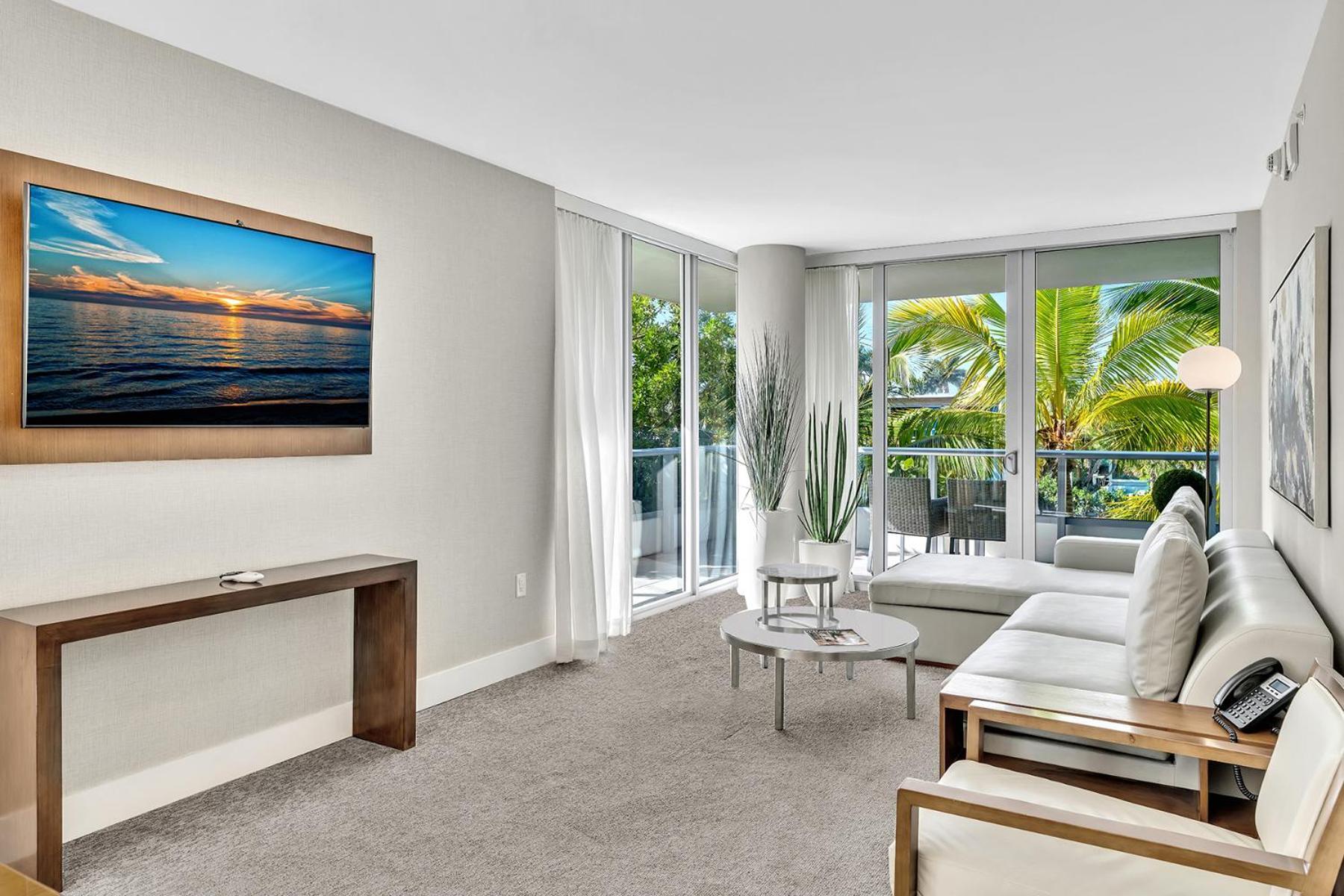Grand Deluxe Two Bedroom With Balcony Water Views, Corner