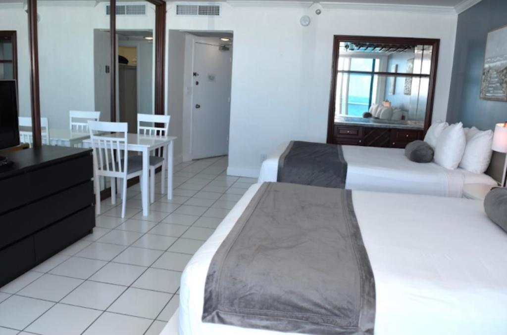 New Point Miami *