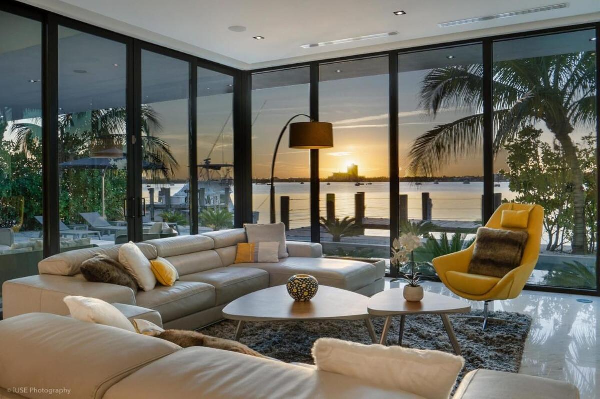 Sunset Bayfront - Pool Jacuzzi Pool Table Villa Miami Beach