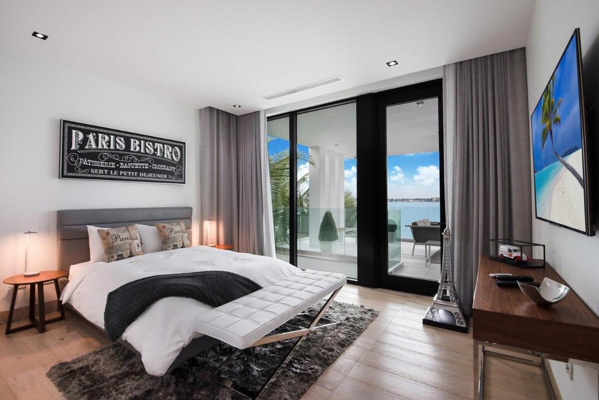 Sunset Bayfront - Pool Jacuzzi Pool Table Villa