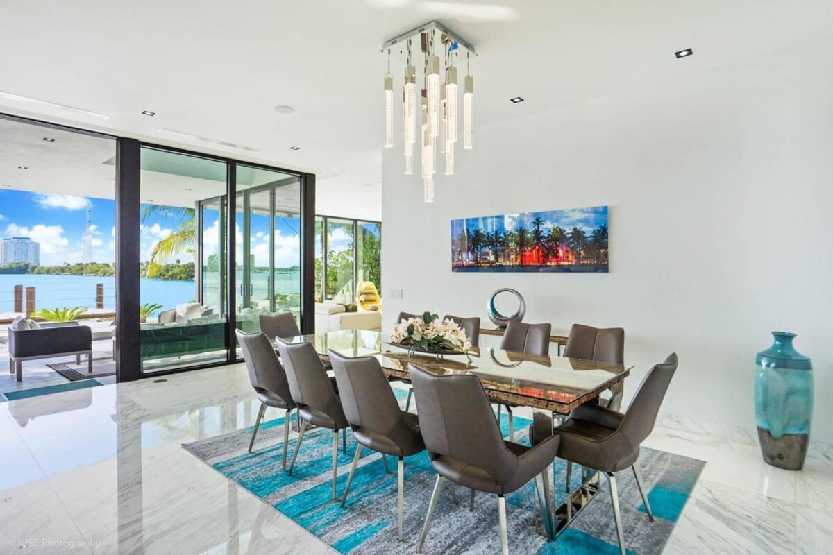 Sunset Bayfront - Pool Jacuzzi Pool Table Villa *