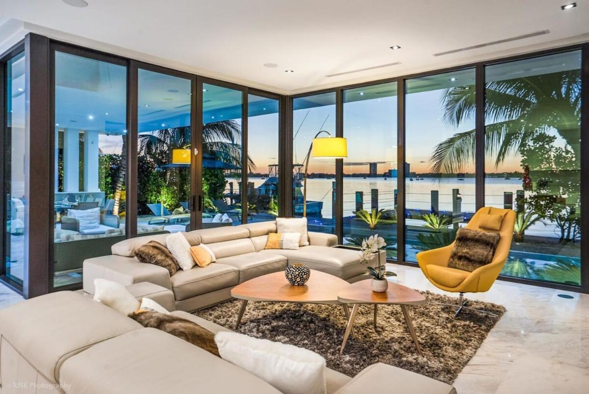 Villa Sunset Bayfront - Pool Jacuzzi Pool Table *