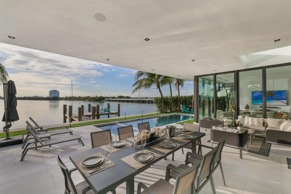 Sunset Bayfront - Pool Jacuzzi Pool Table Villa