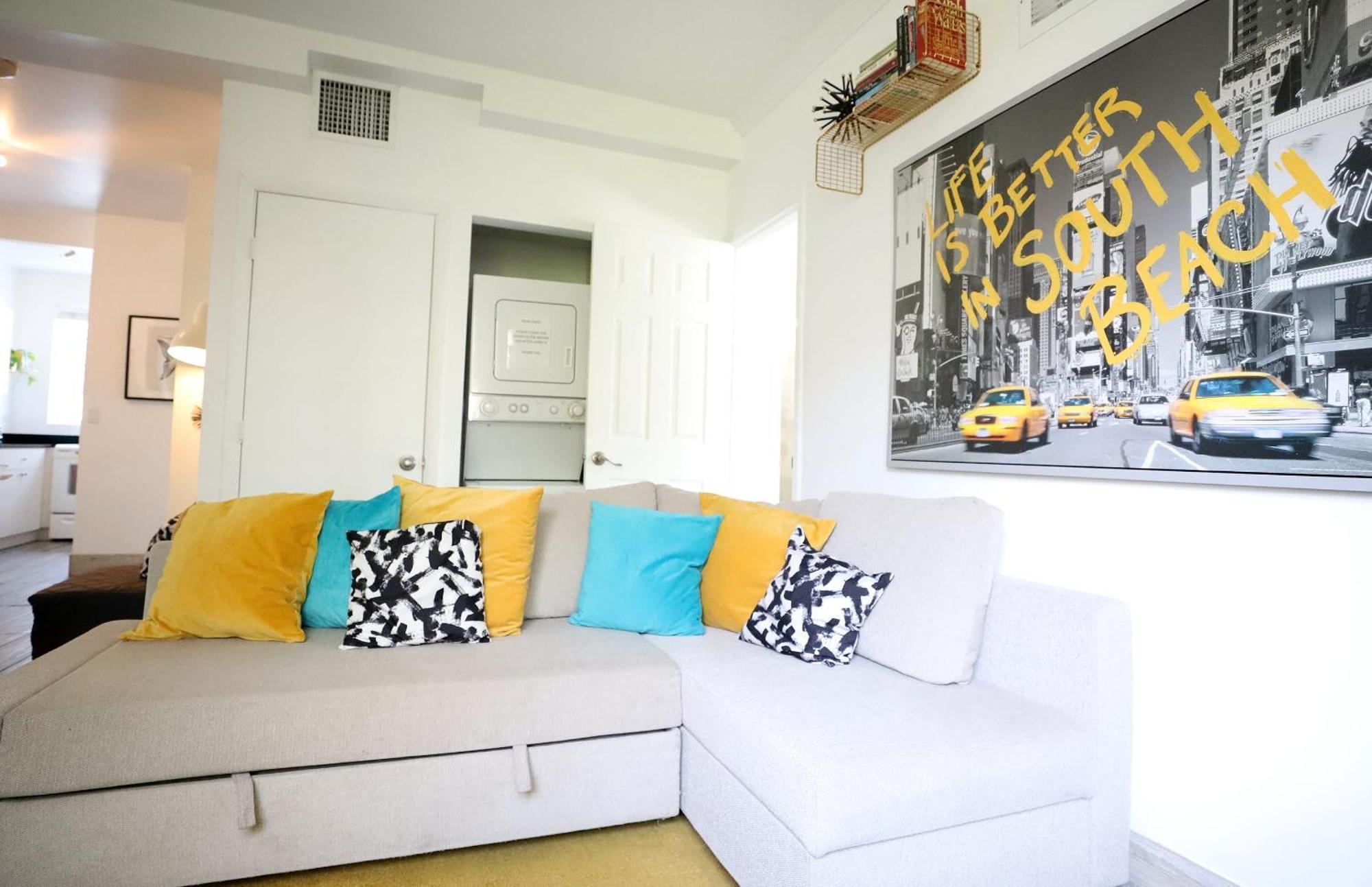Apartment South 2 Bedroom 2 Bathroom Steps To Ocean Drive Miami Beach