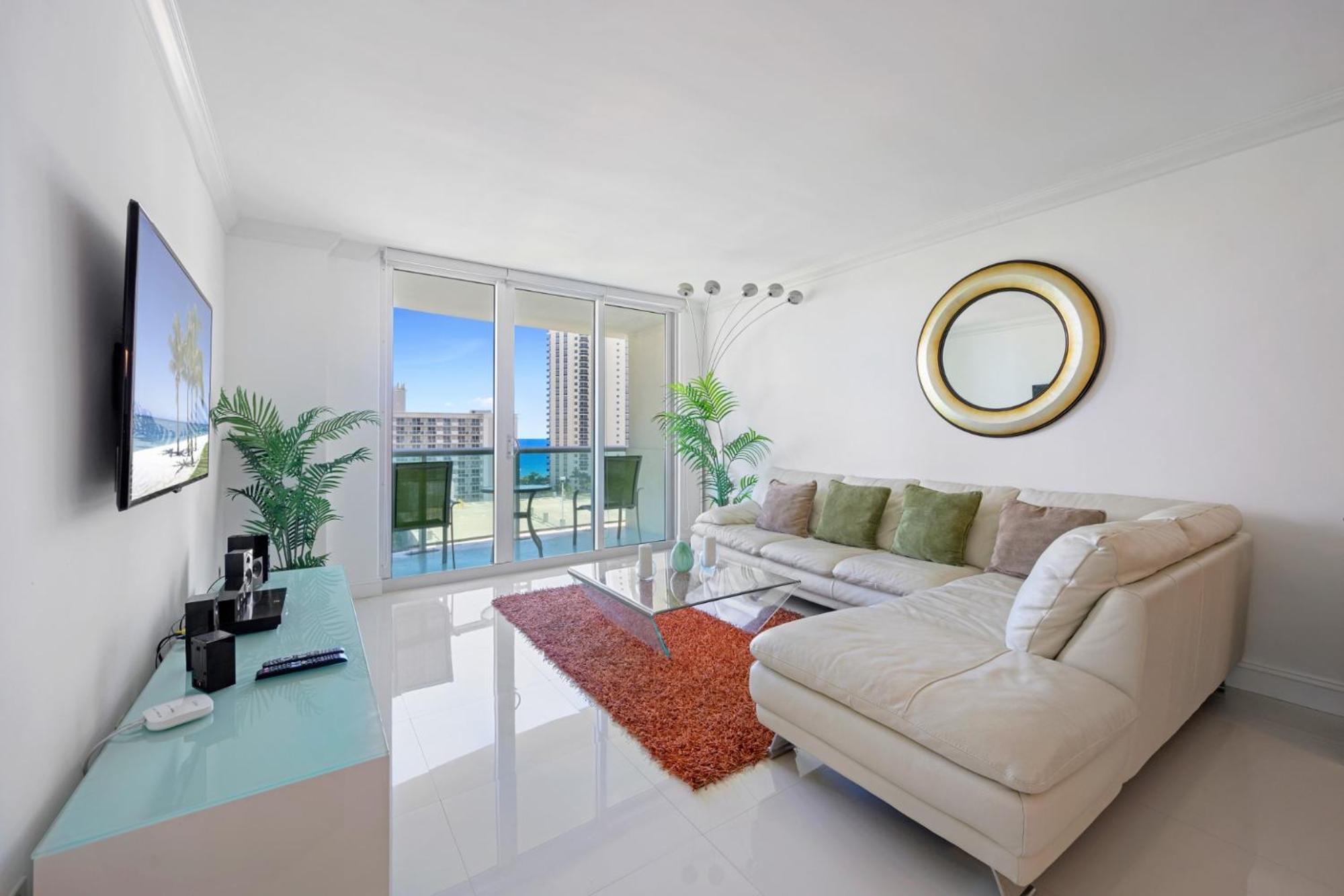 Spacious Of 2br - 2bth Near Of The Great Price * Miami Beach