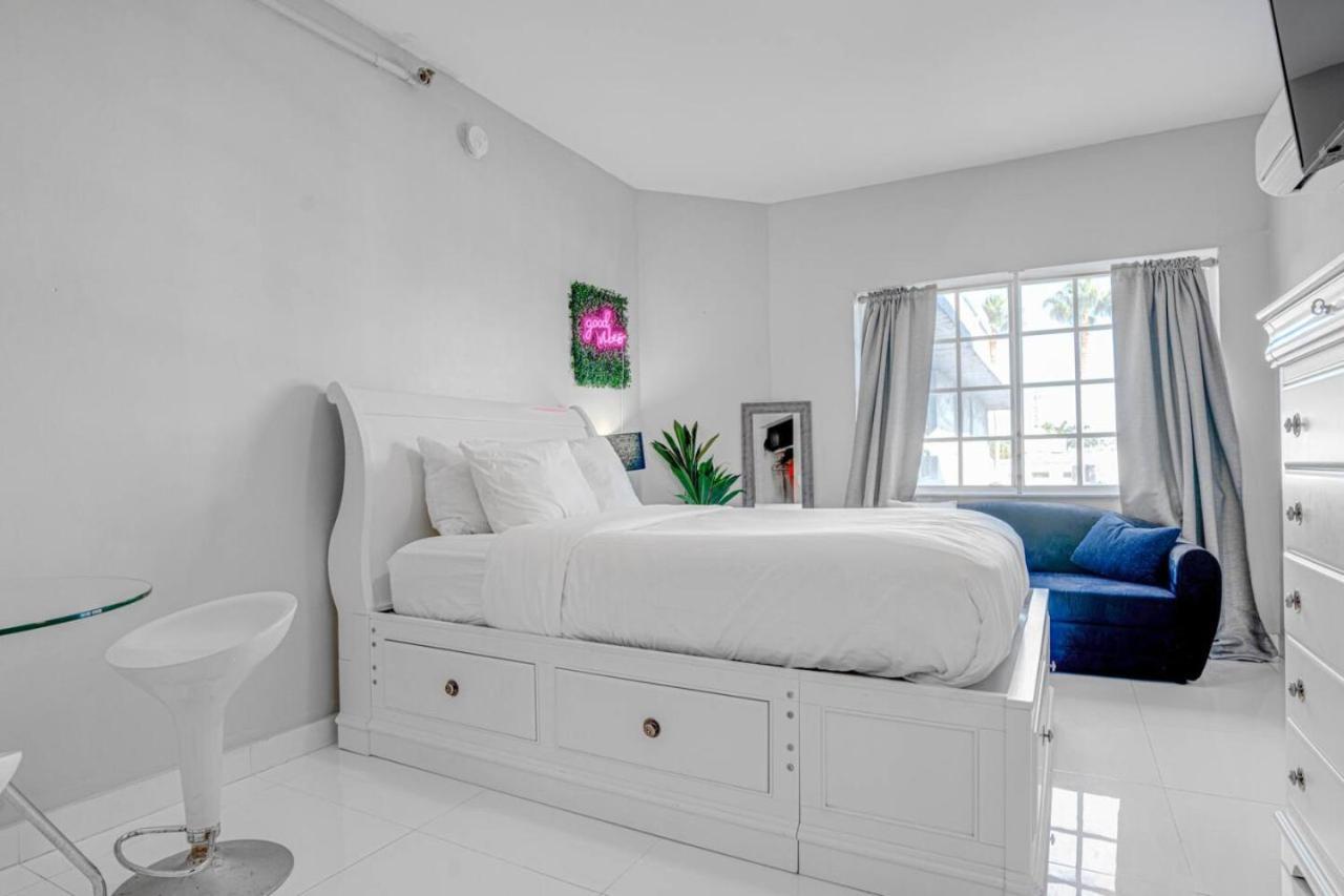 South Miami Oasis Sleeps 2 Apartment *