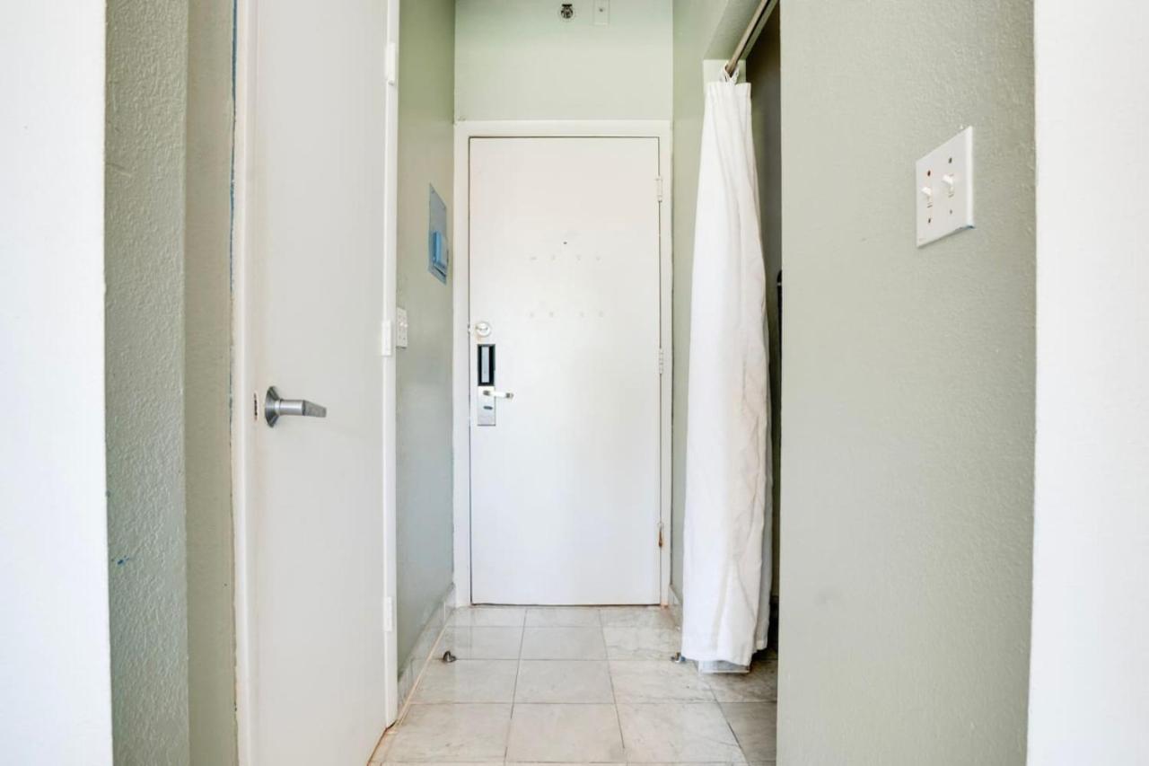 South Retreat Walk To Beach, Sleeps 2 Apartment *