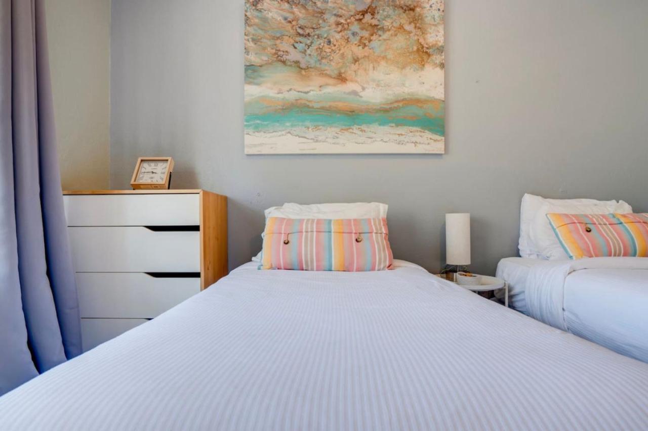 South Retreat Walk To Beach, Sleeps 2 Miami Beach