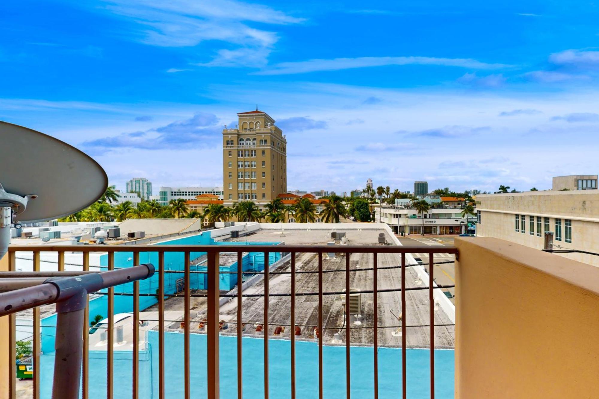 Samira's South Paradise * Miami Beach