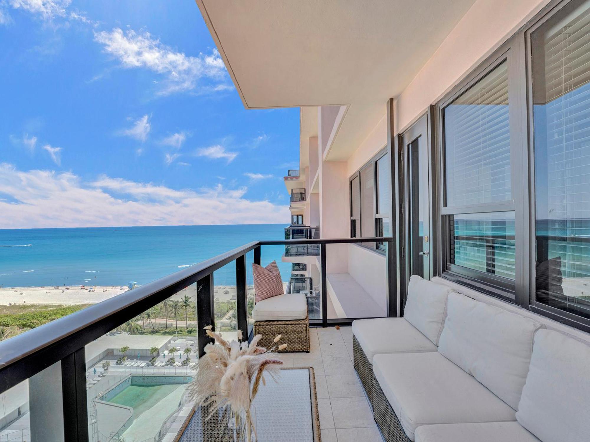 Apartment High Floor 2bd With Service 1608