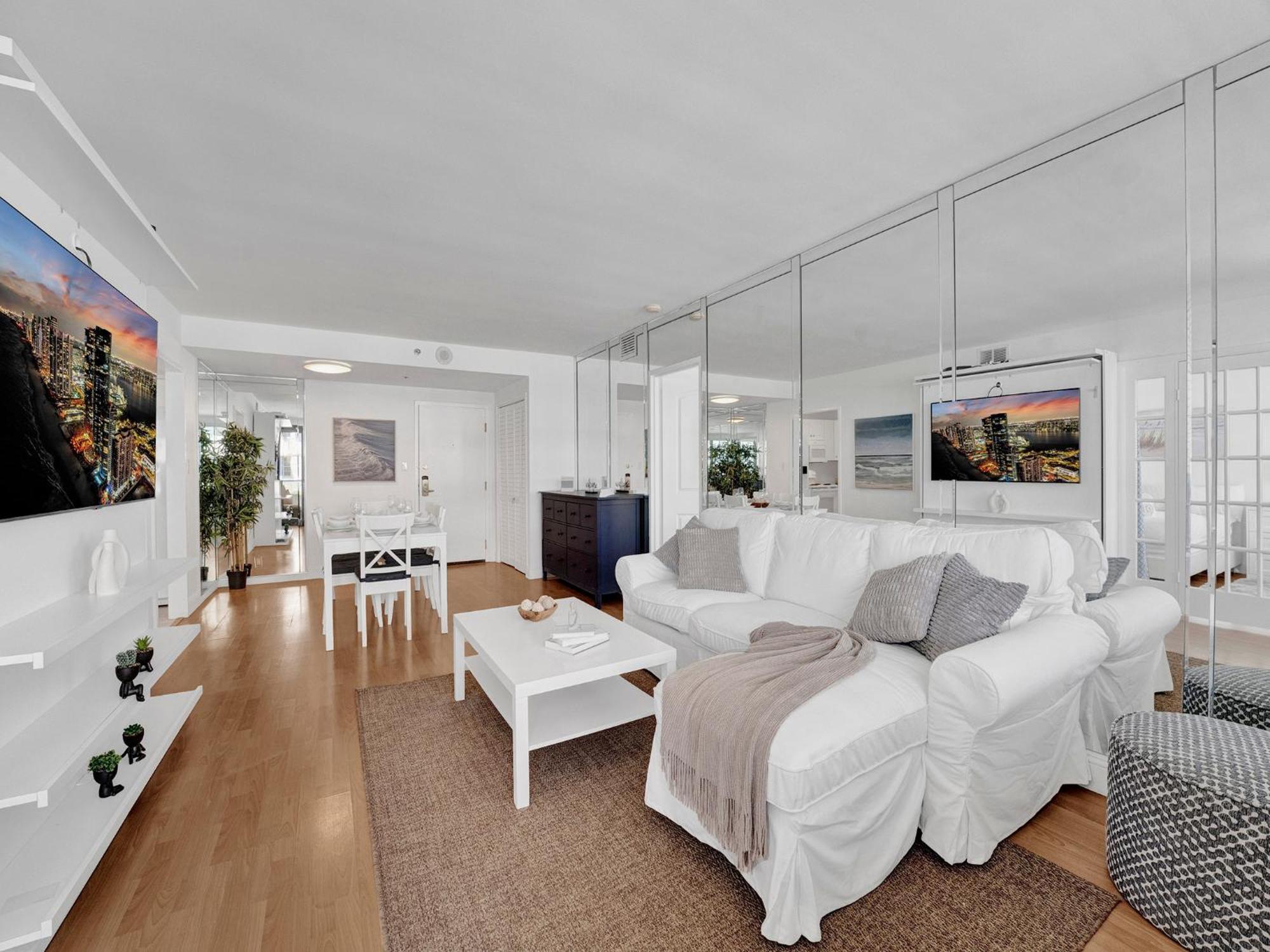 High Floor 2bd With Service 1608 Apartment *