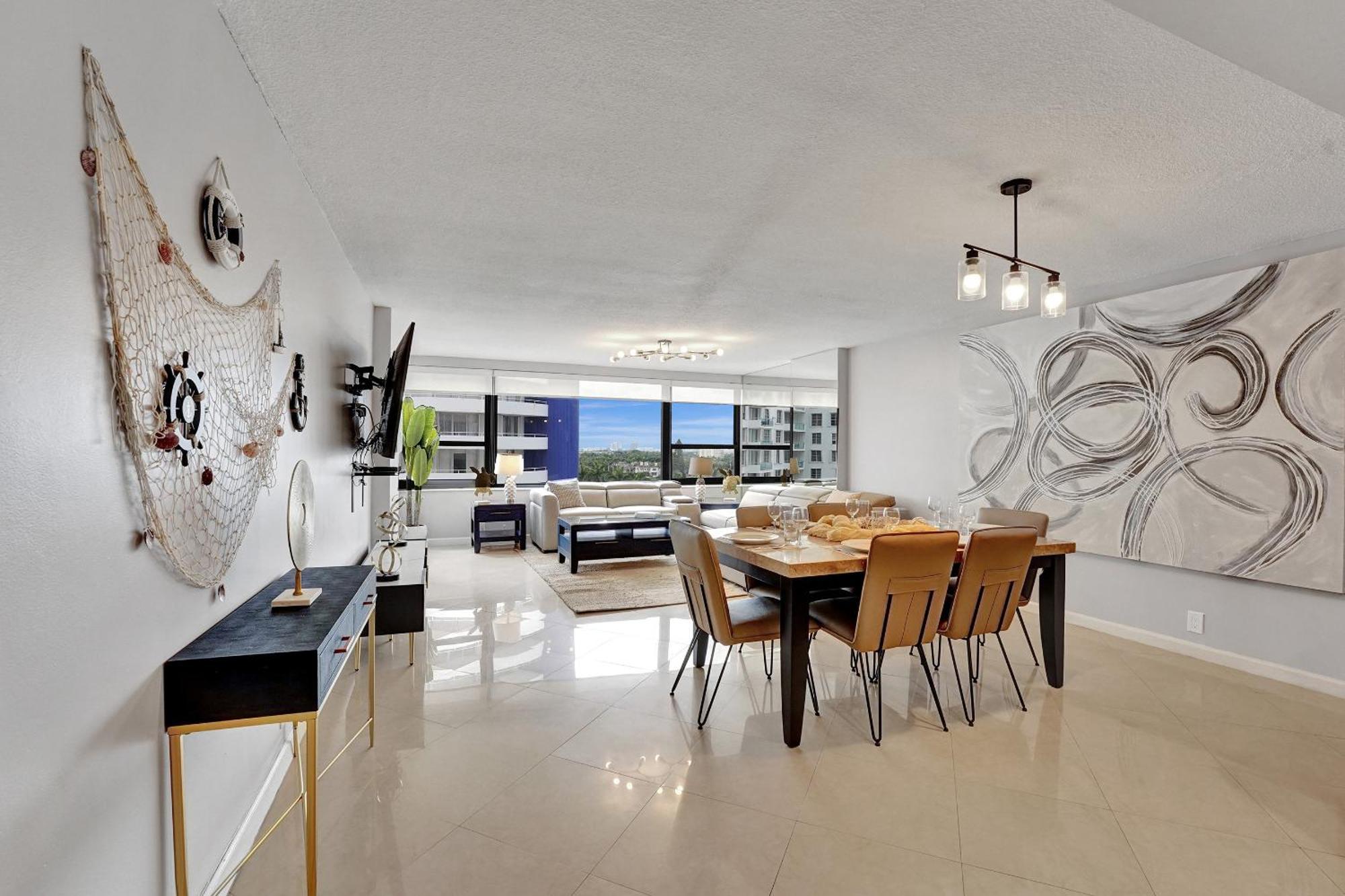 Apartment Breathtaking 2 Bedroom W Service 919 *