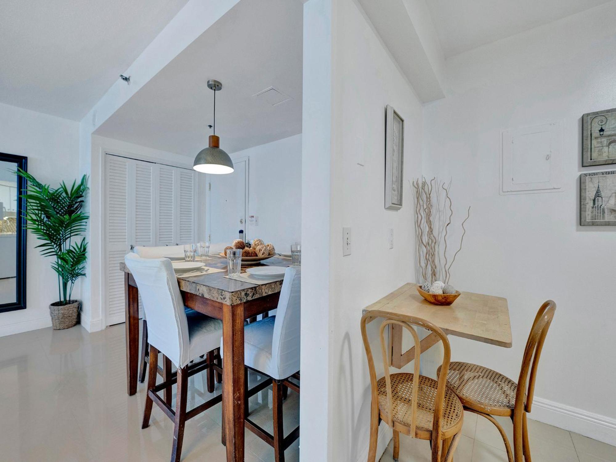 Apartment Cozy Beachfront 2 Bdr Miami 1516