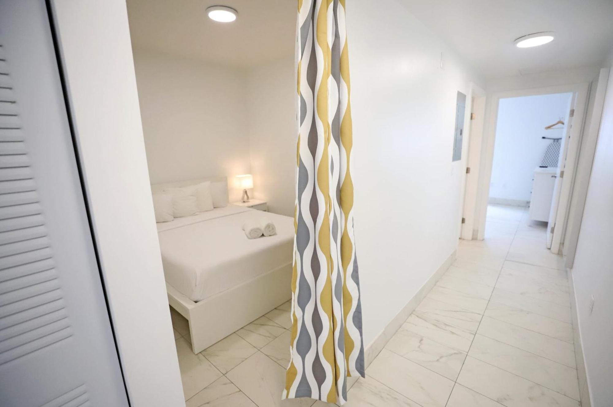 Family Friendly Steps To Miami With Free Parking Apartment *