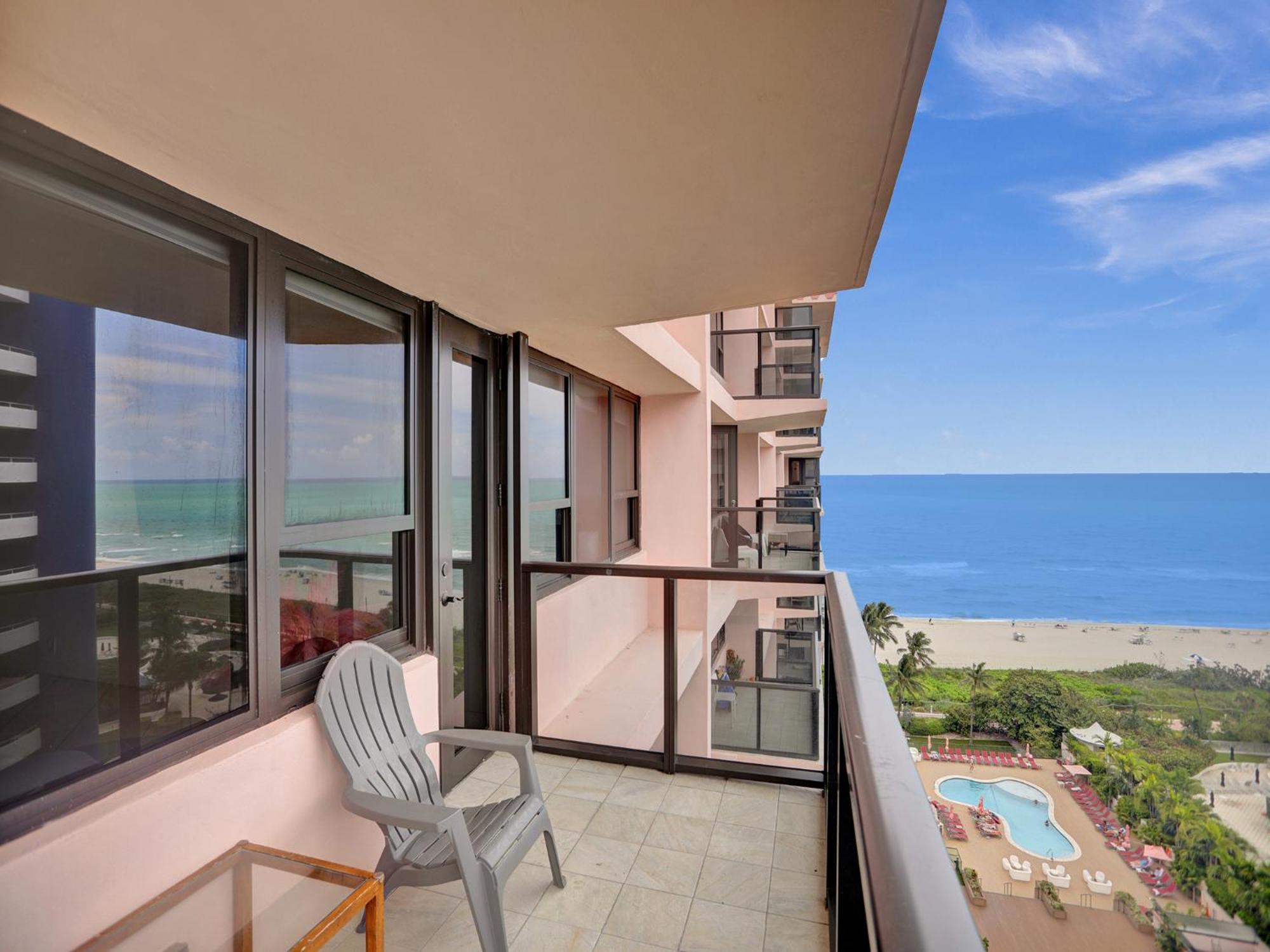 Spacious Ocean View Service 1507 Miami Beach