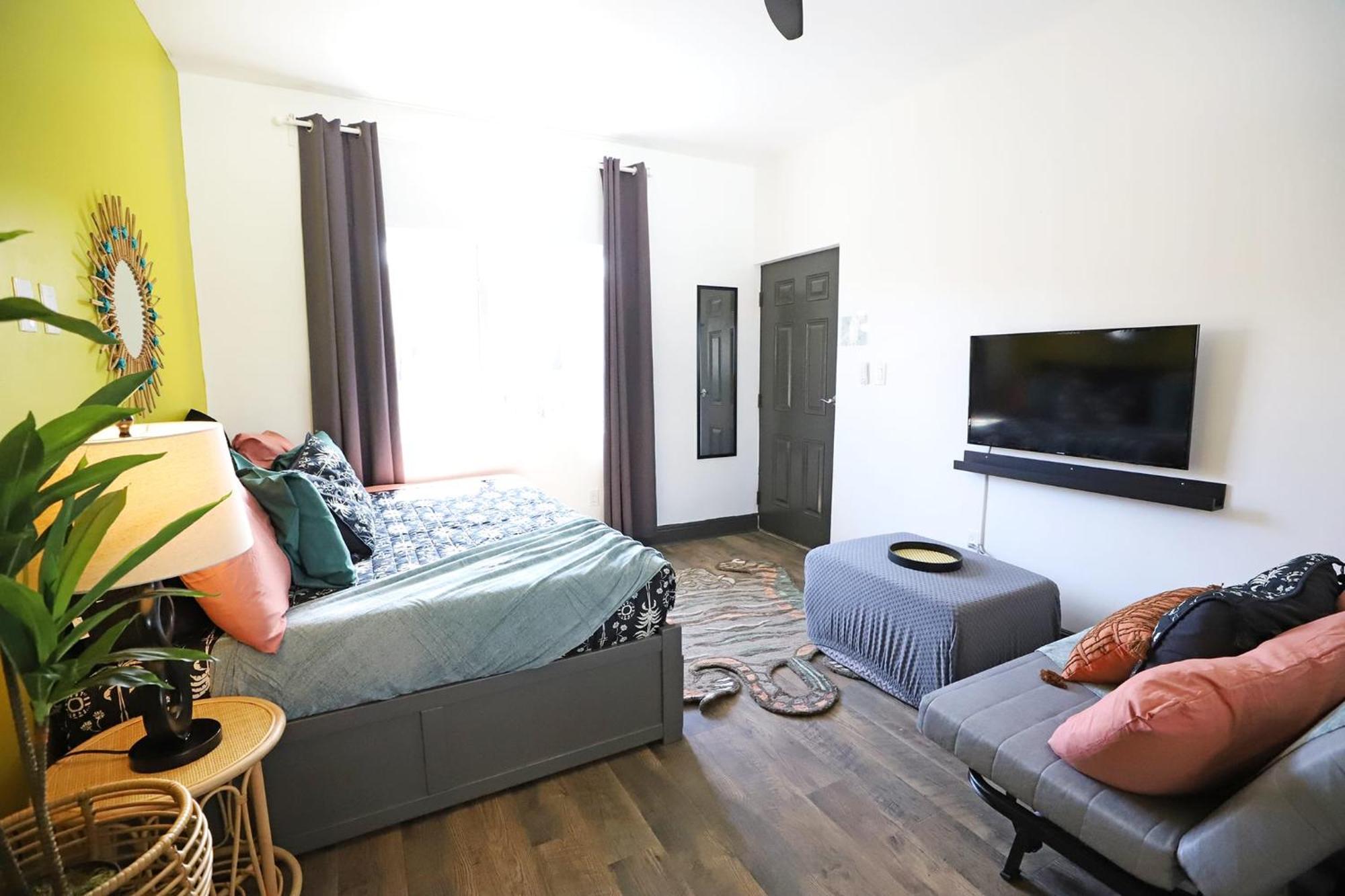 North Beach Steps To Sea Miami With Free Parking Family And Pet Friendly *