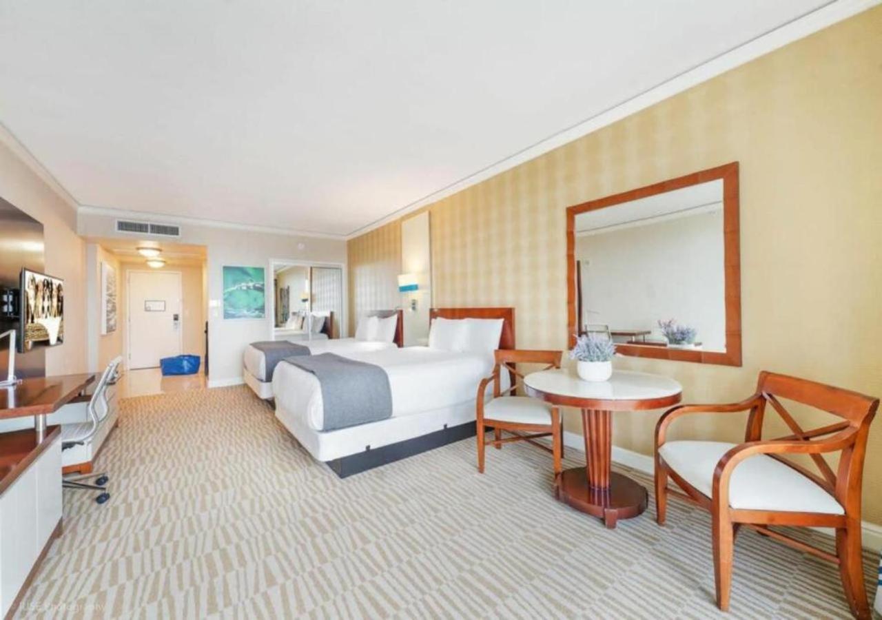 21st Floor Luxury At Trump Int Miami Beach
