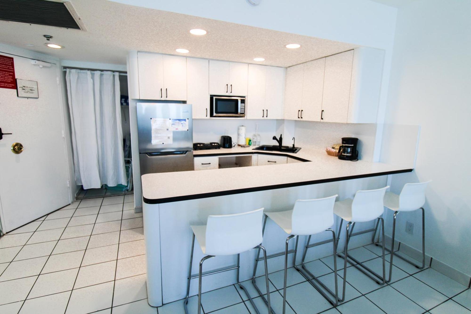 Holiday home Castle 1133 Ocean View Studio, Pool And Access, Free Parking, Tennis And More!
