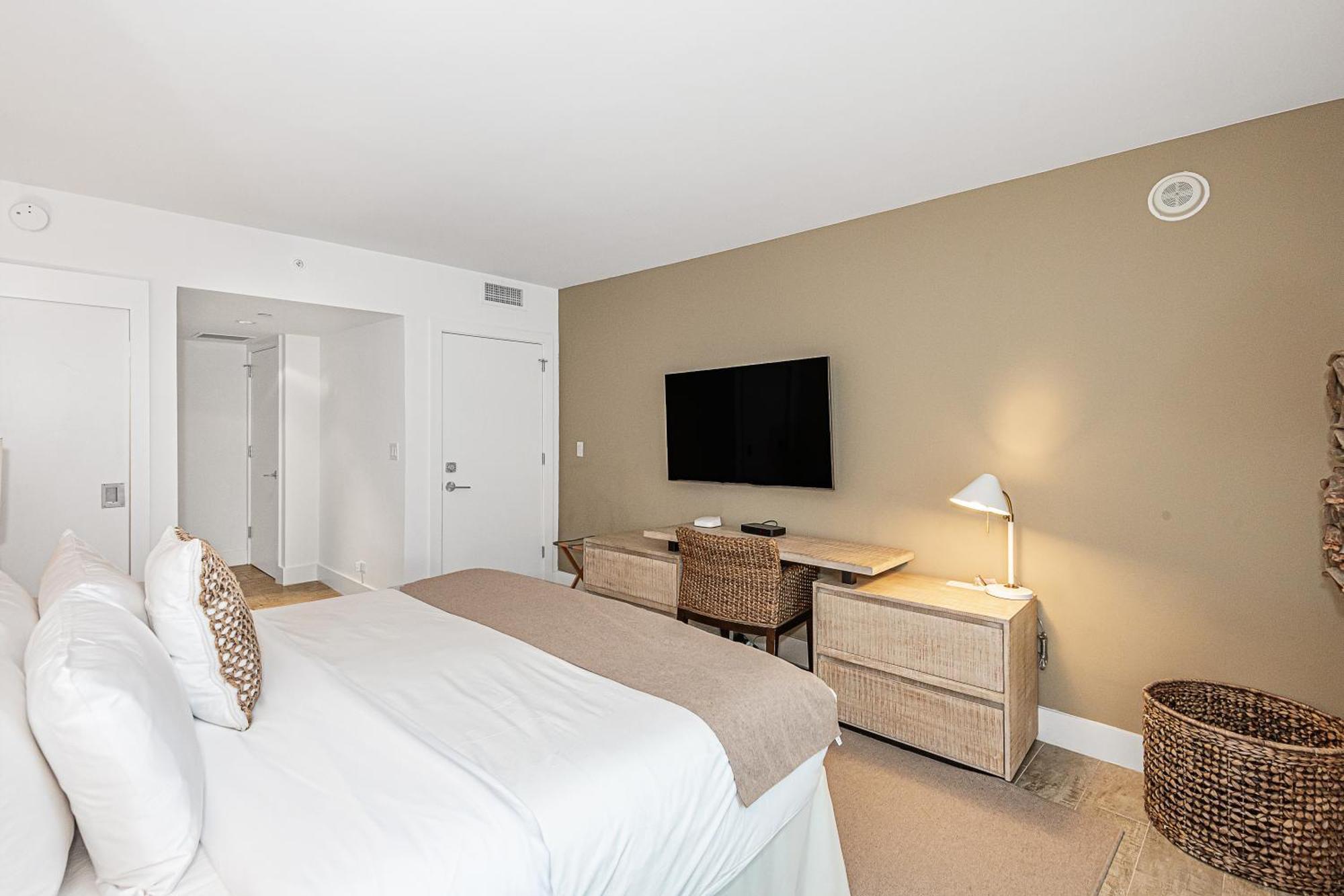Hotel 1 King 1br 1 5ba W Ocean View Miami Beach