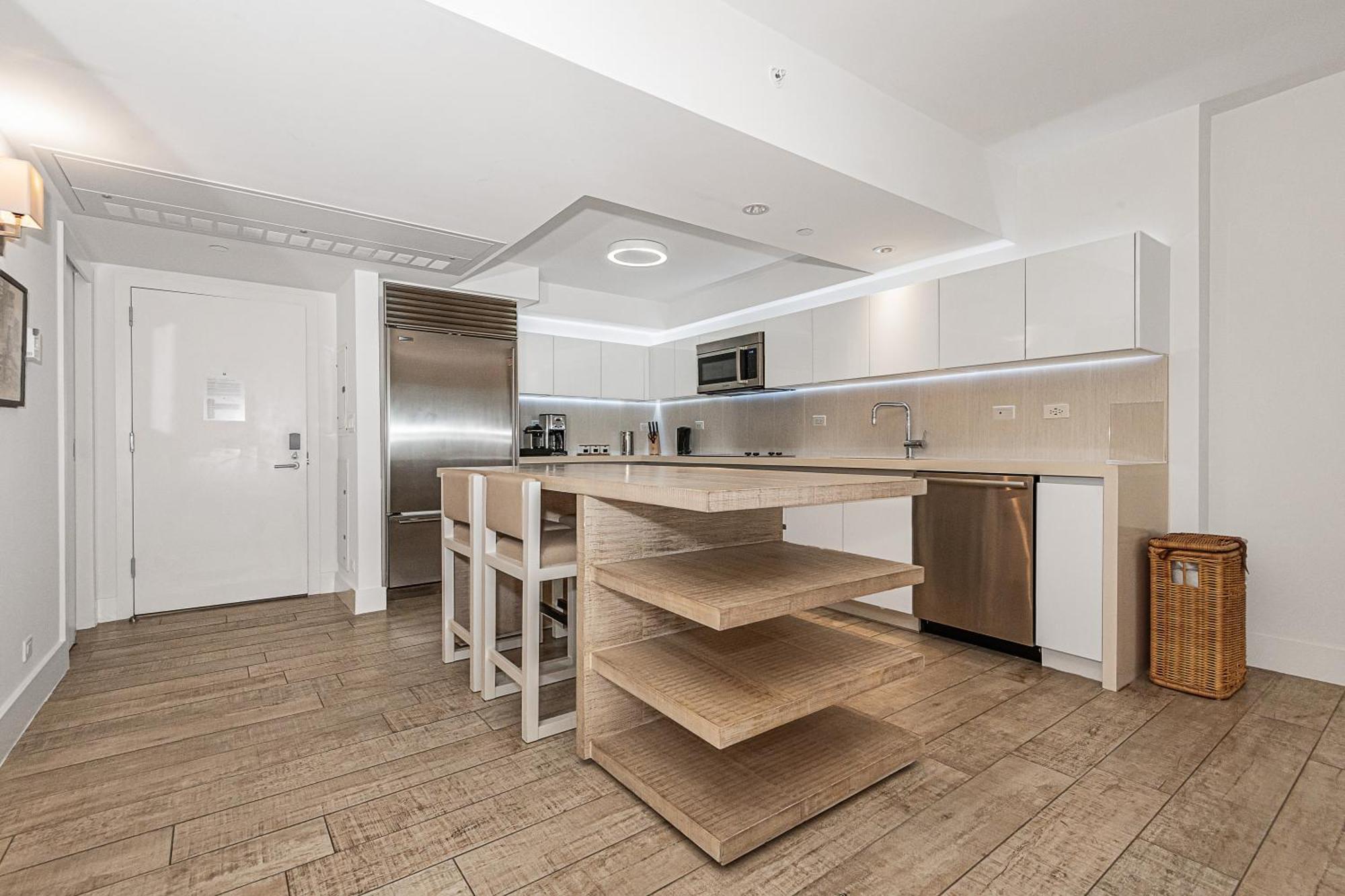 1 King 1br 1 5ba W Ocean View Miami Beach