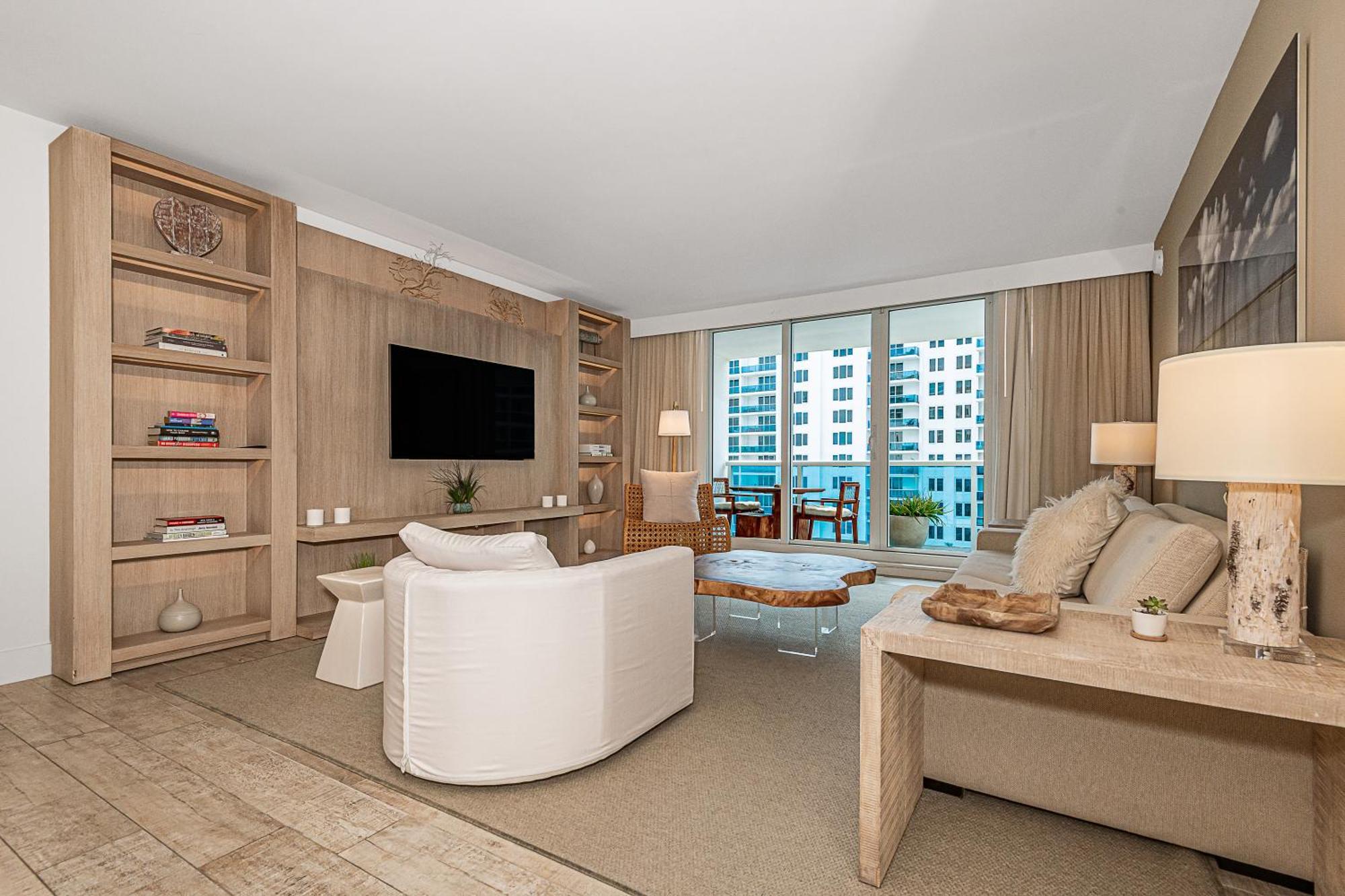 Hotel 1 King 1br 1 5ba W Ocean View