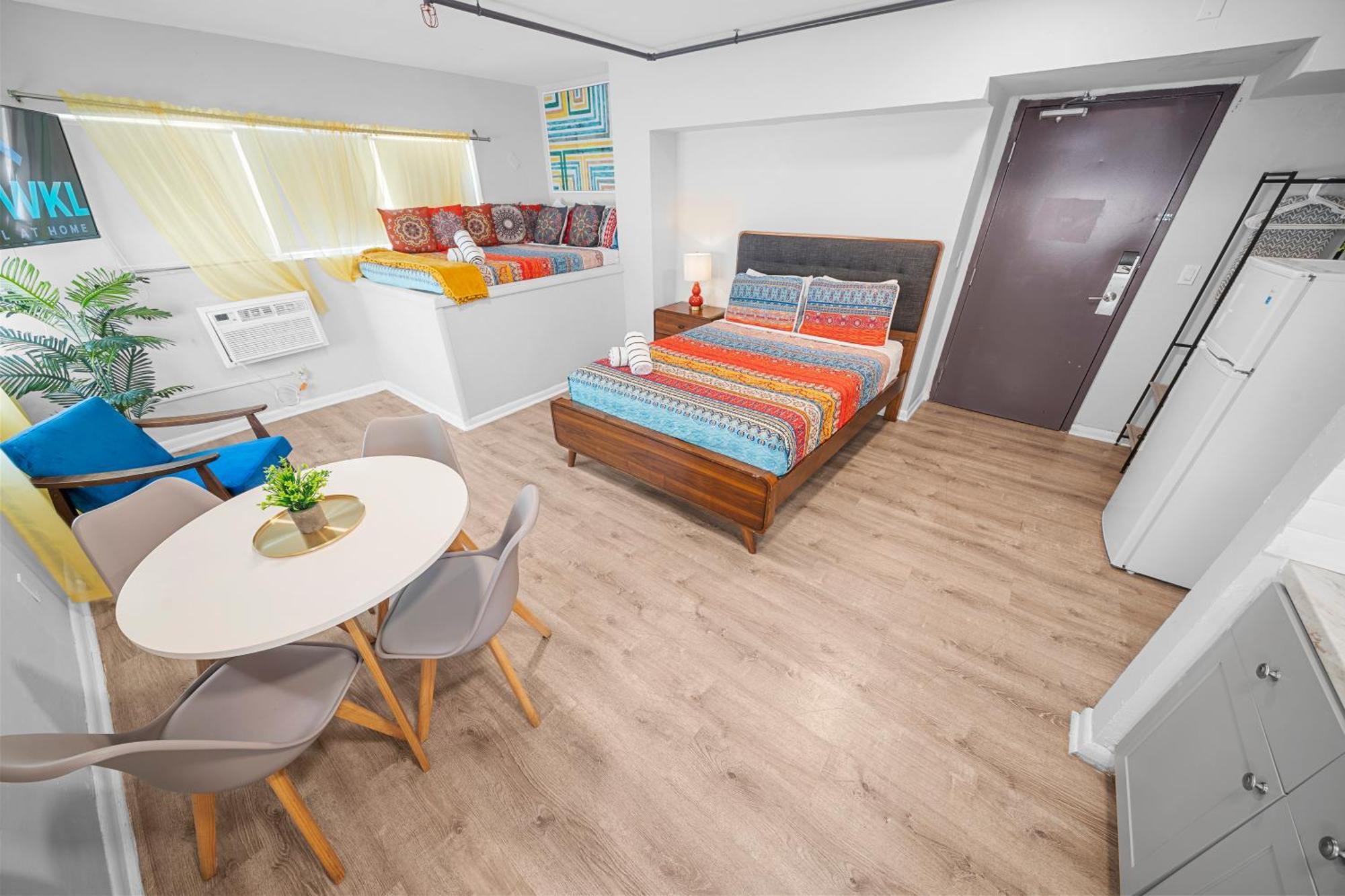 Rock By Lowkl Apartment