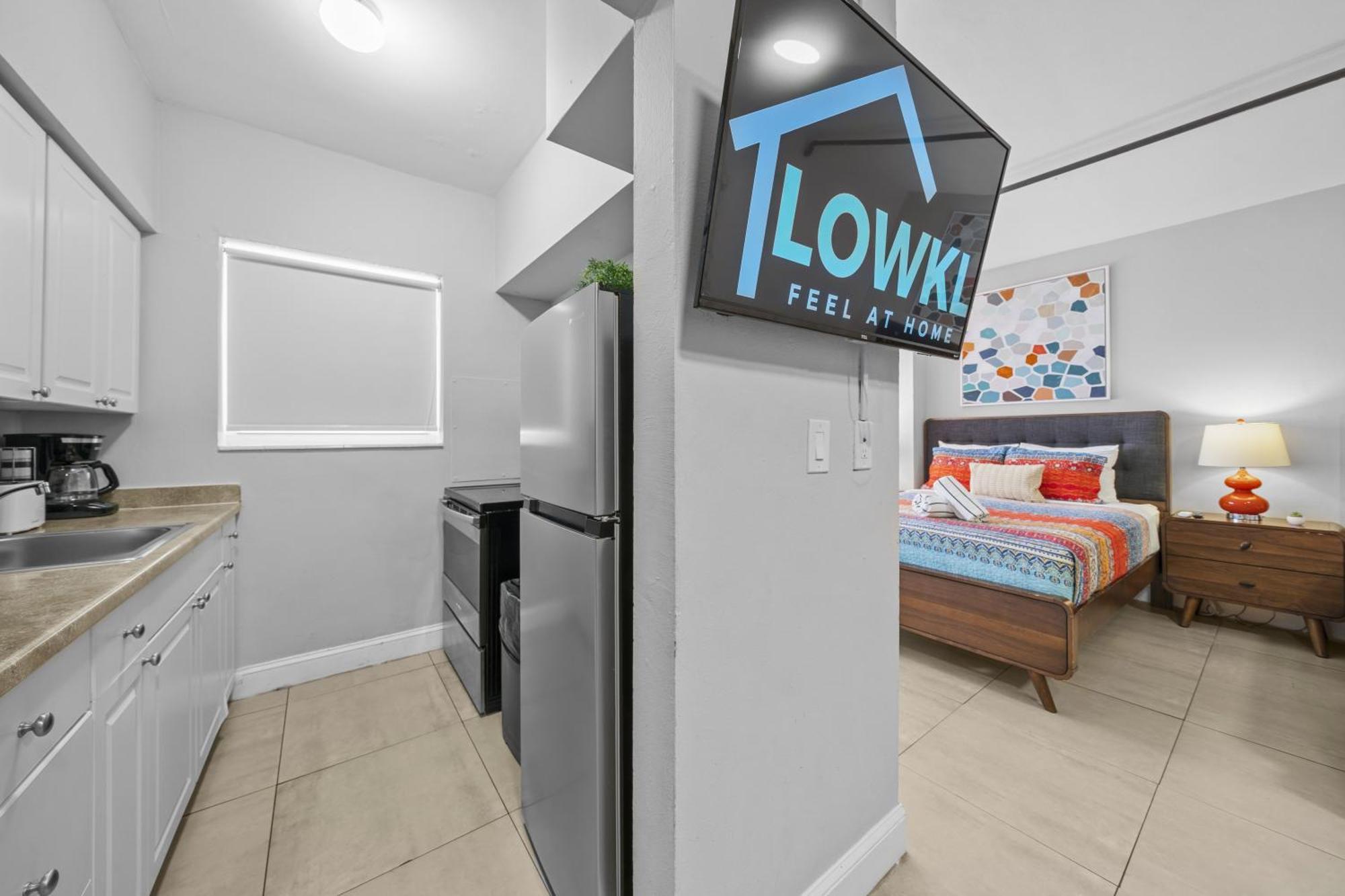 Rock By Lowkl Apartment