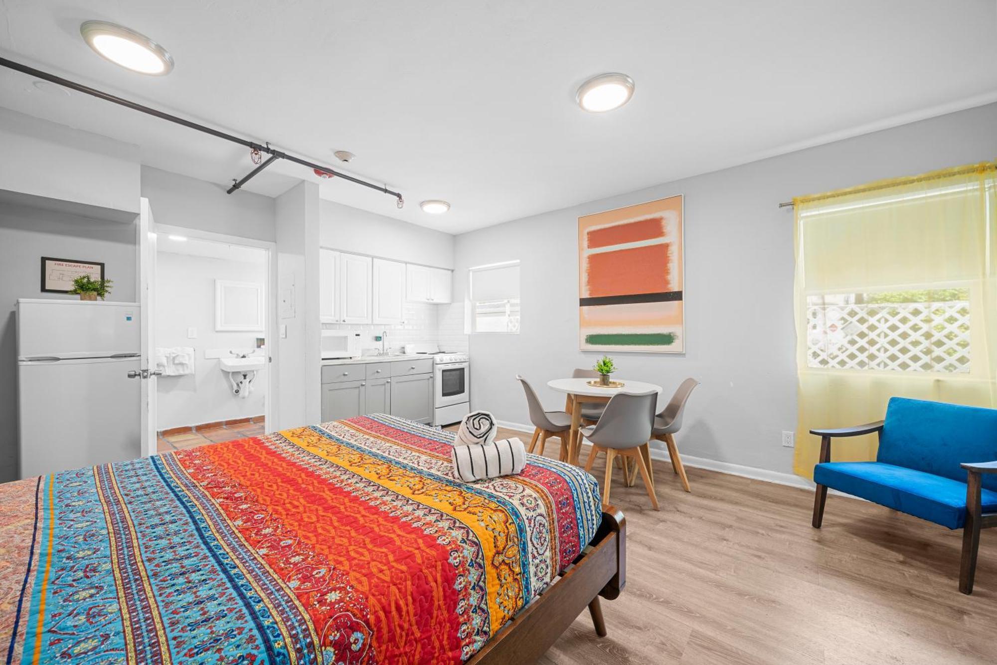 Rock By Lowkl Apartment Miami Beach