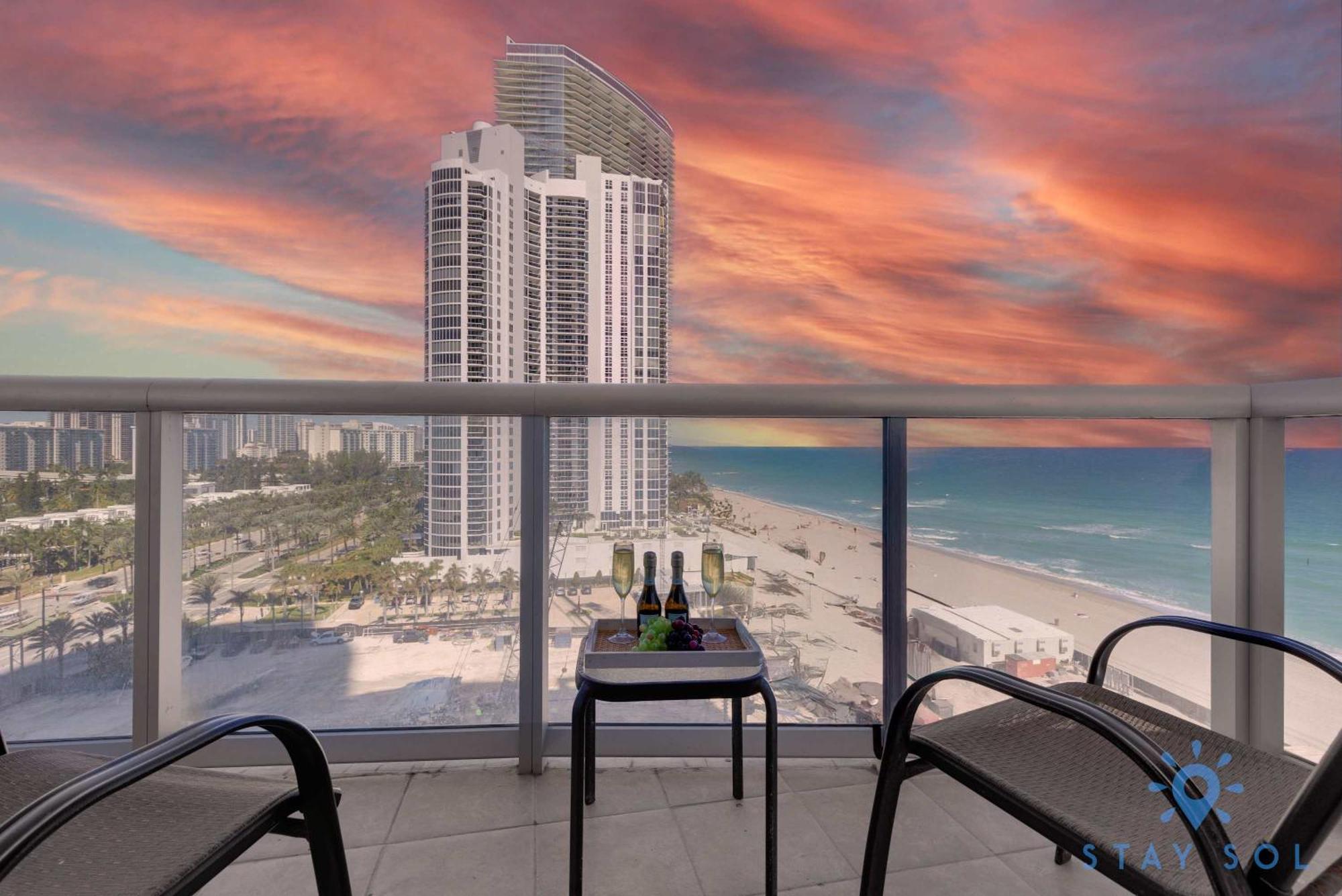 Apartment Beachfront - Pool - Ocean View Balcony- Gym