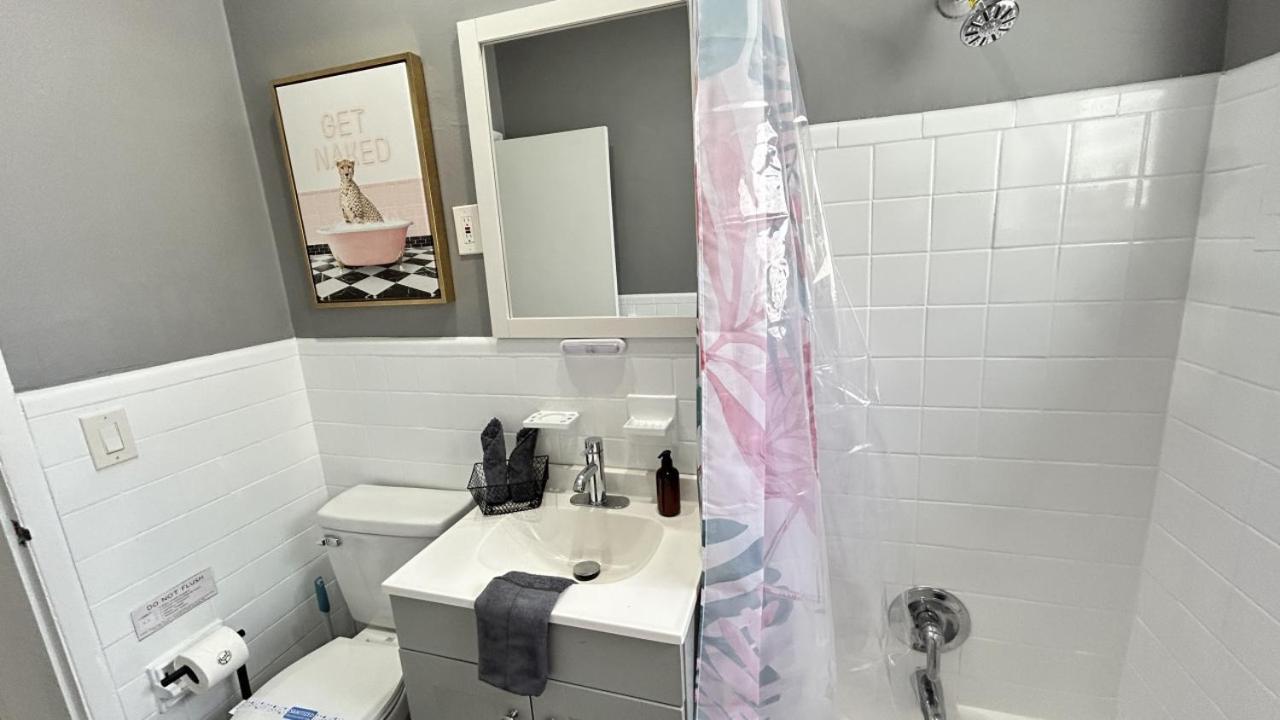Spacious 2 Bedroom In Miami Apartment *