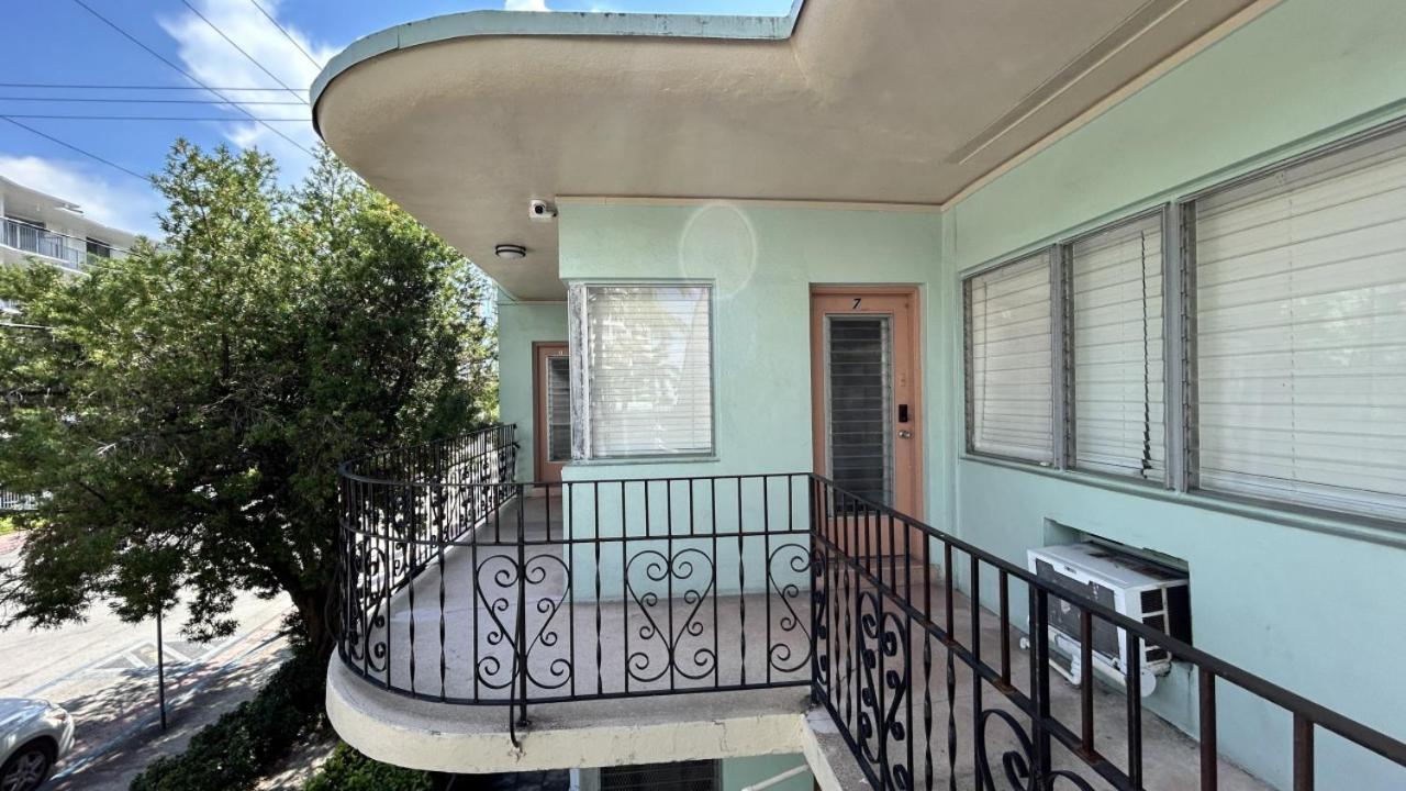 Spacious 2 Bedroom In Miami Apartment