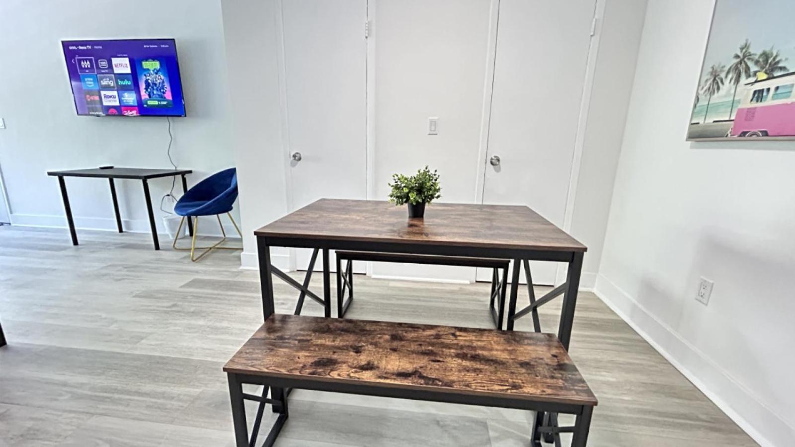 Apartment Spacious 2 Bedroom In Miami *