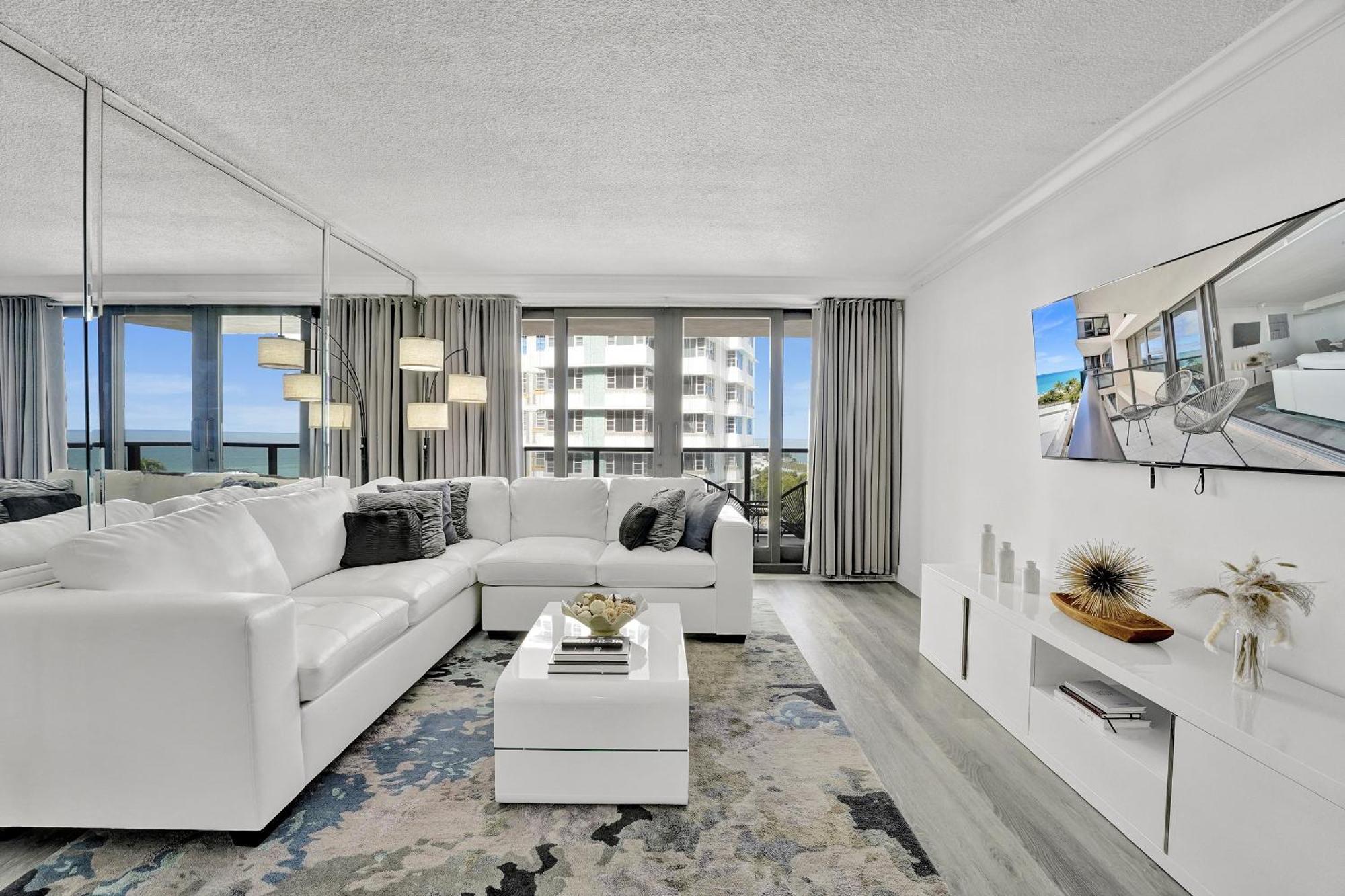 Charming Ocean View Service 806 Apartment Miami Beach