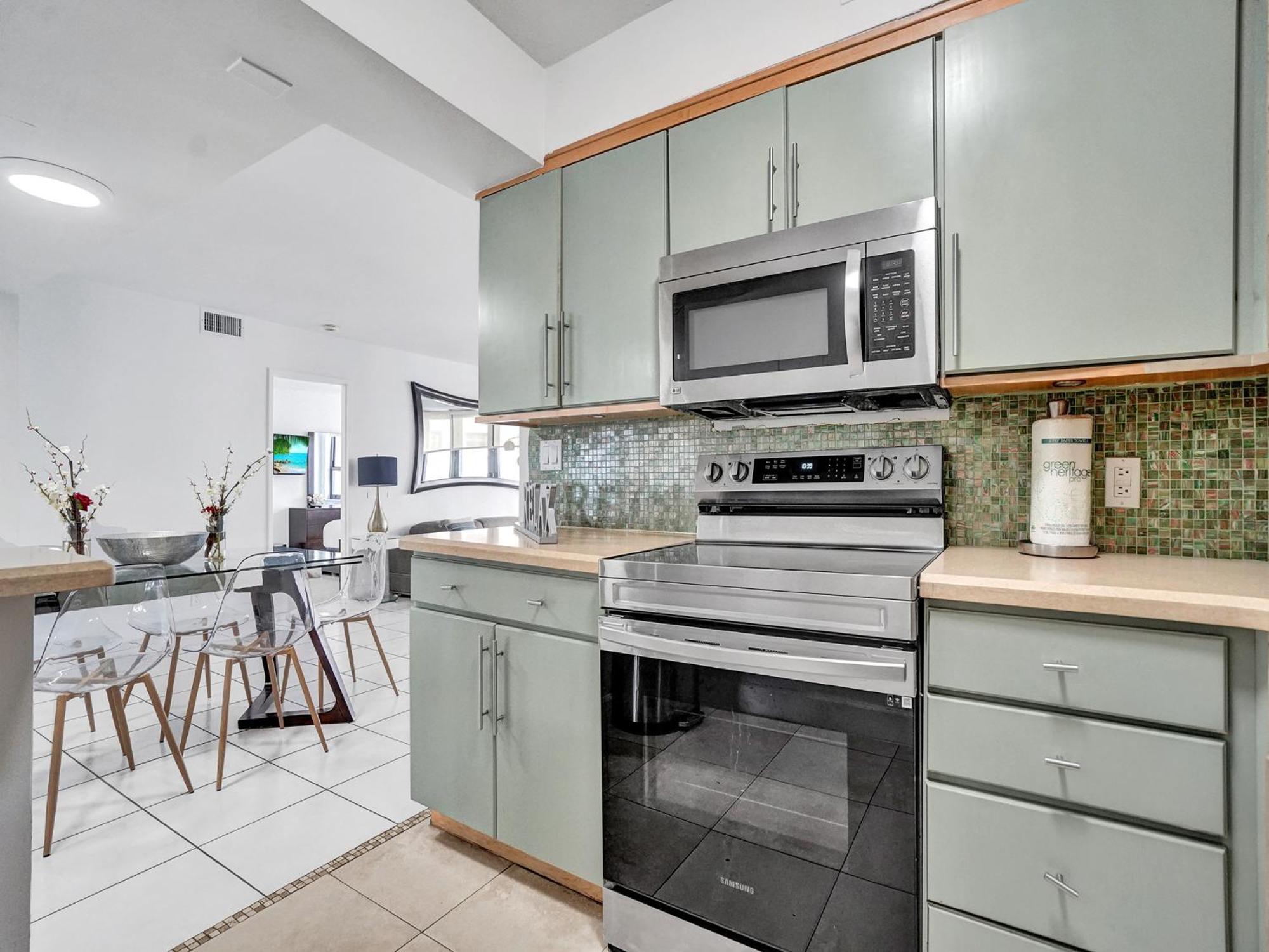 Apartment Charming Ocean View Service 1007 Miami Beach