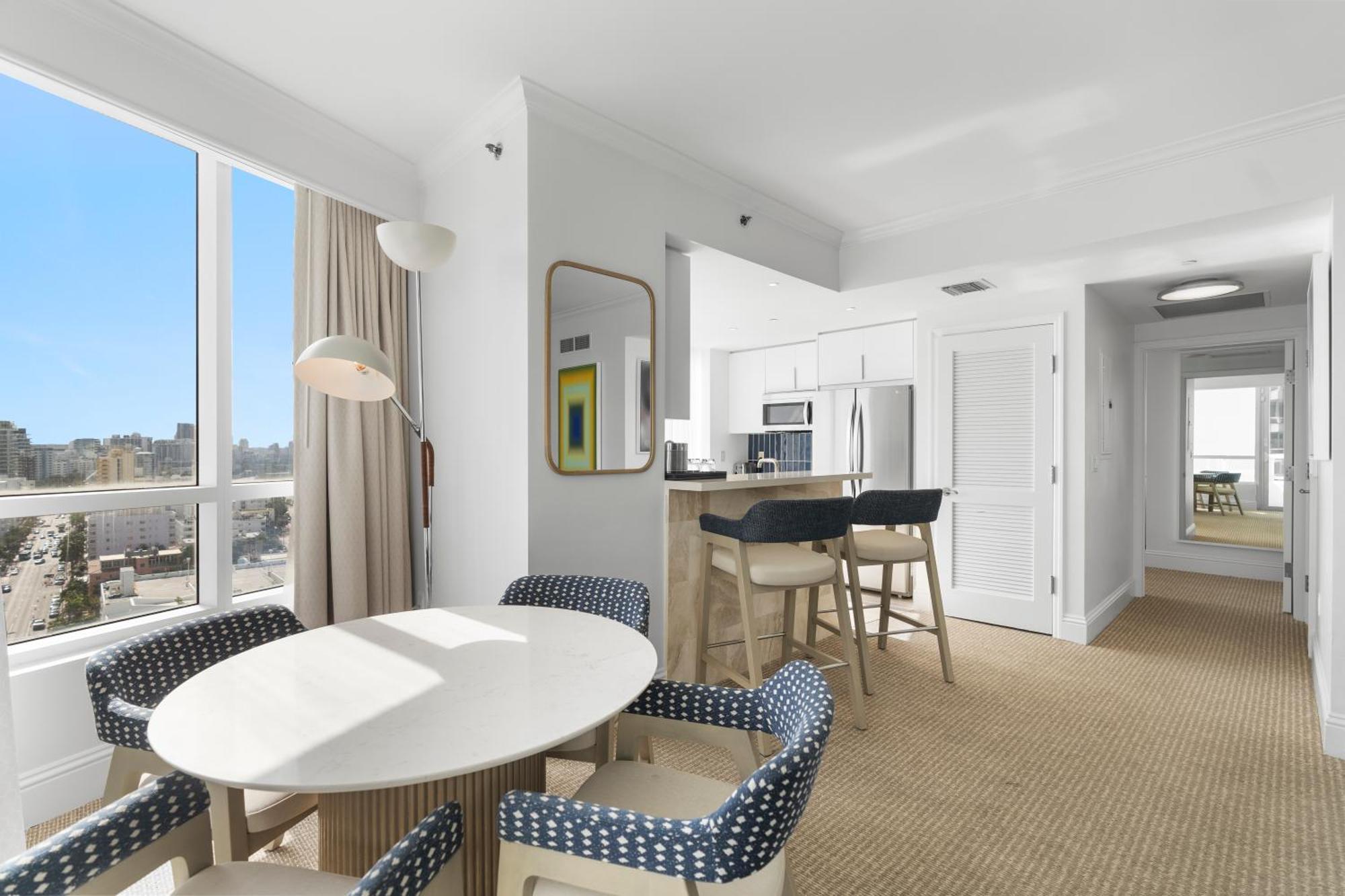 Apartment Fontainebleau One Bedroom *