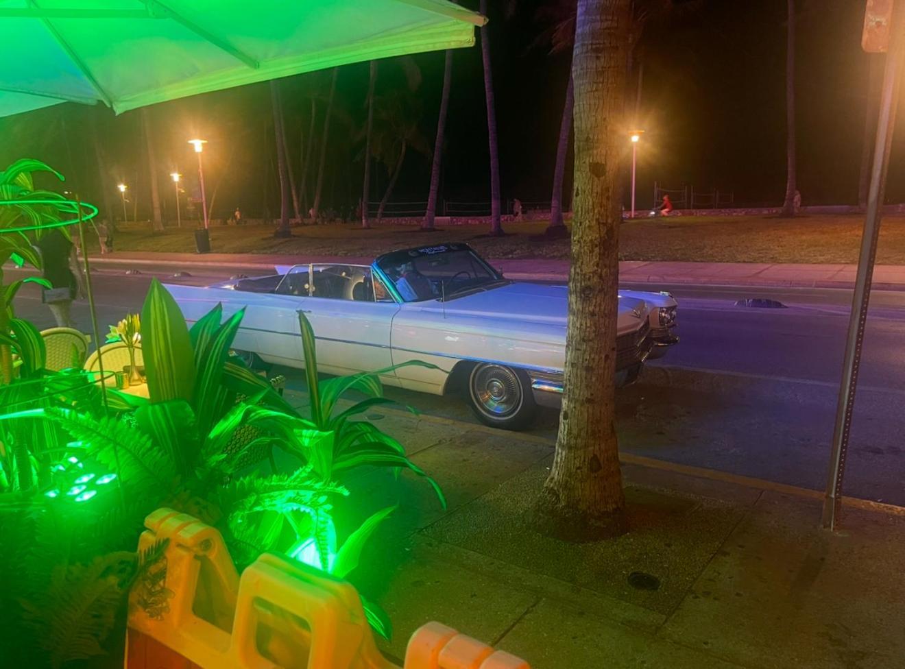 Large Location In South Beach! Miami Beach