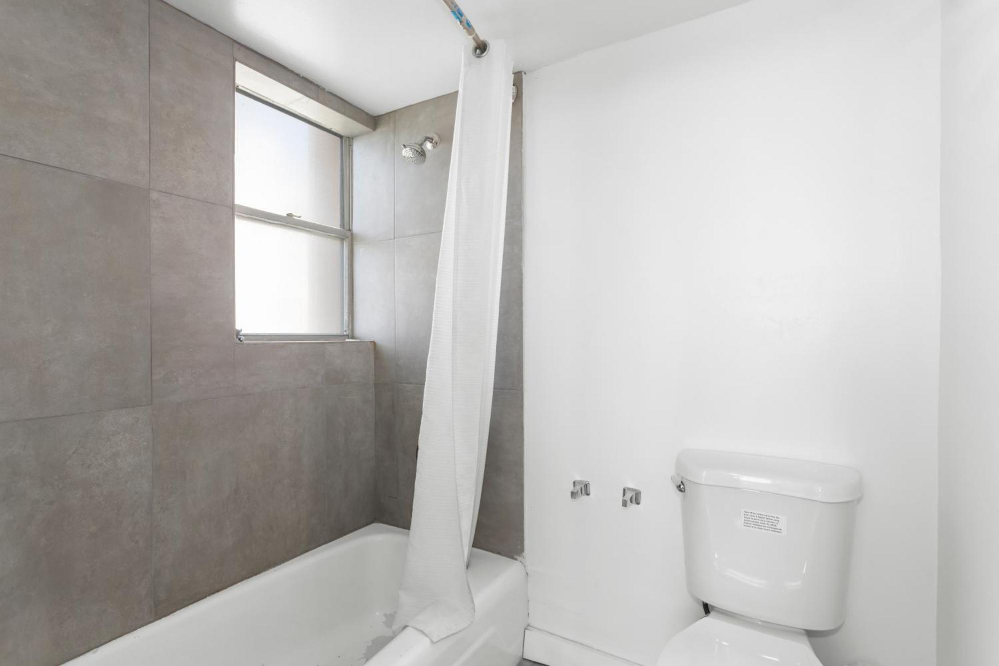 Bay Harbor Sunset 2 Bedrooms *