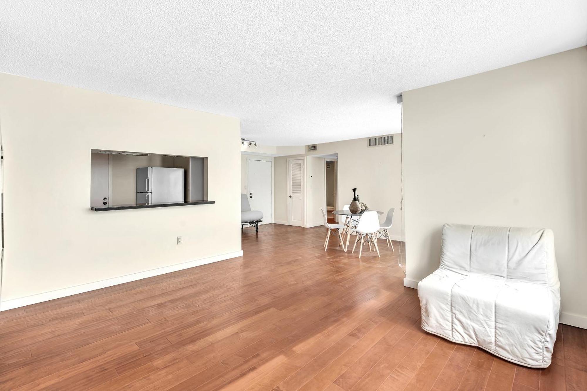 Bay Harbor Sunset 2 Bedrooms Apartment