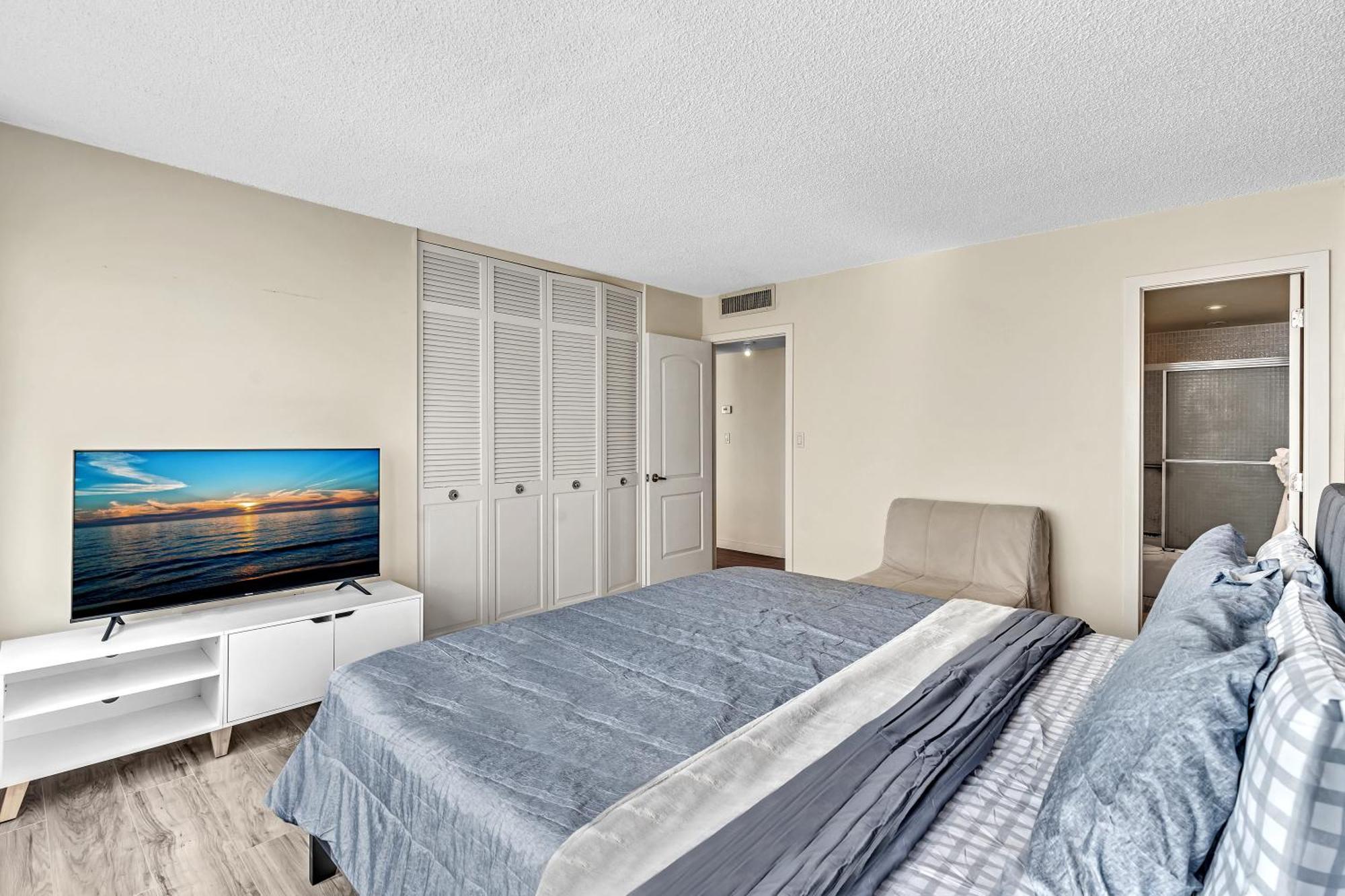 Bay Harbor Sunset 2 Bedrooms Apartment *