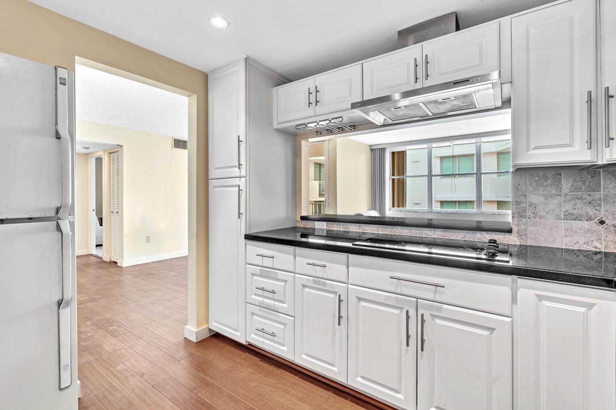 Bay Harbor Sunset 2 Bedrooms * Miami Beach