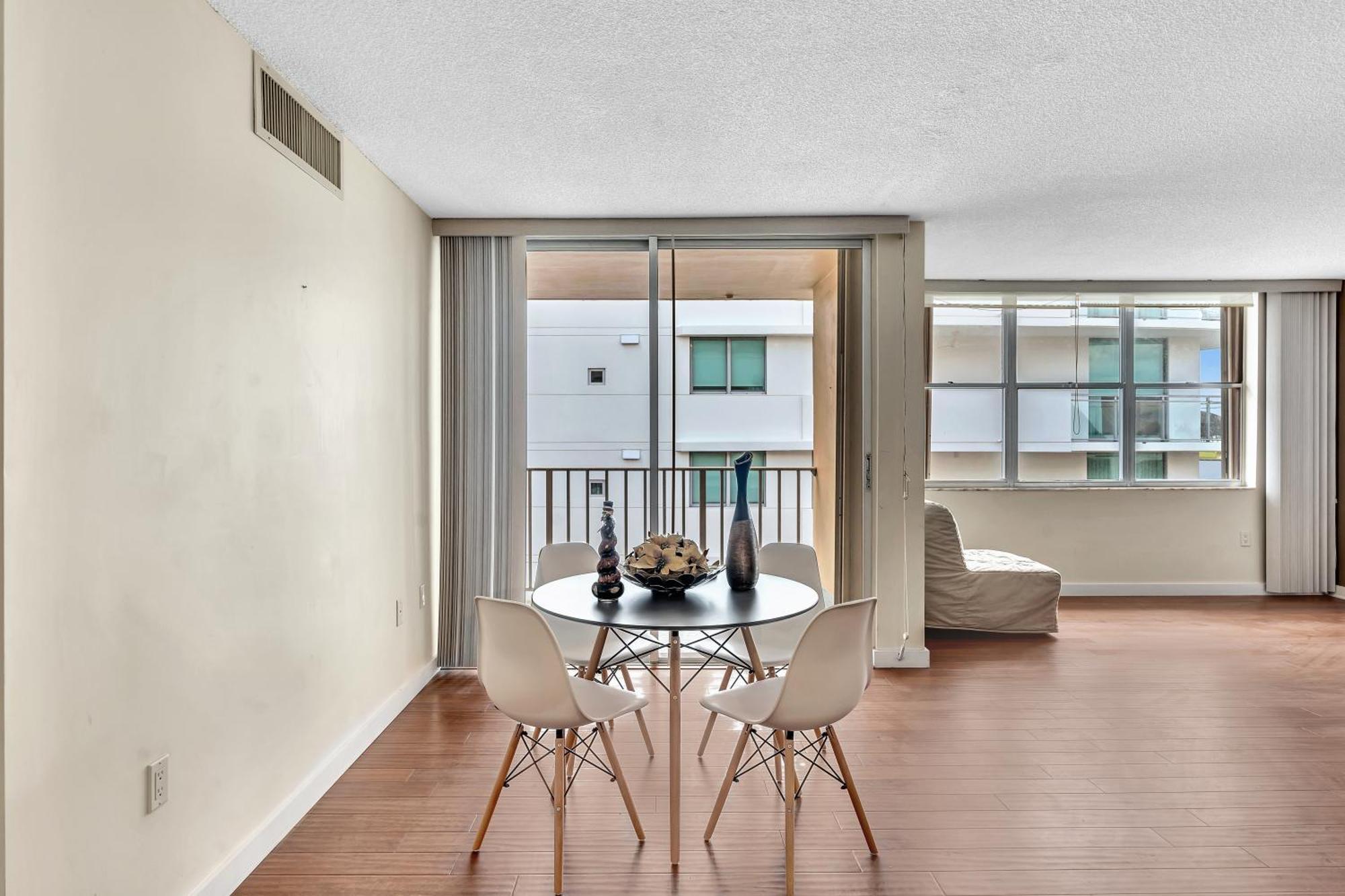 Bay Harbor Sunset 2 Bedrooms Miami Beach